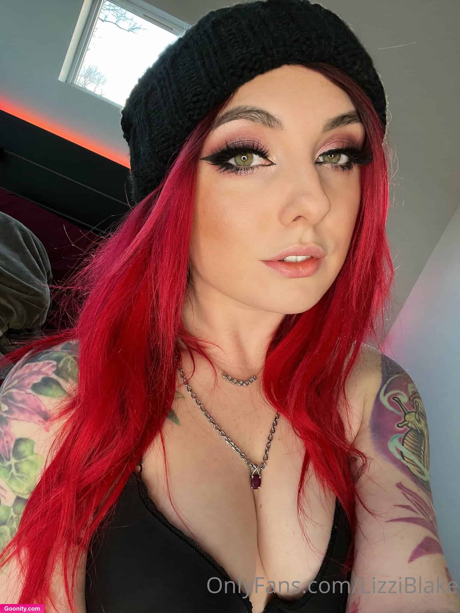 Lizzi Blake [Free] photo 81