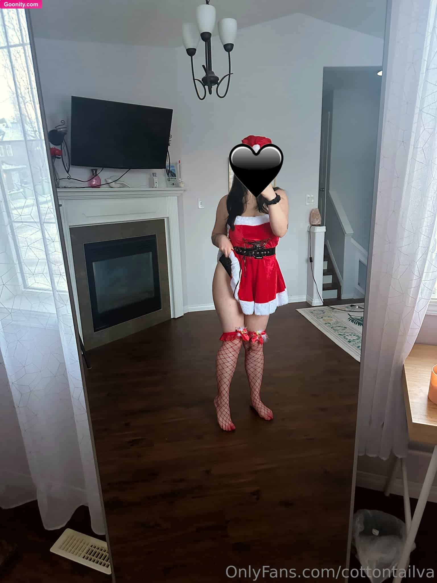 Cottontail 🐰💙💜🔞 photo 103