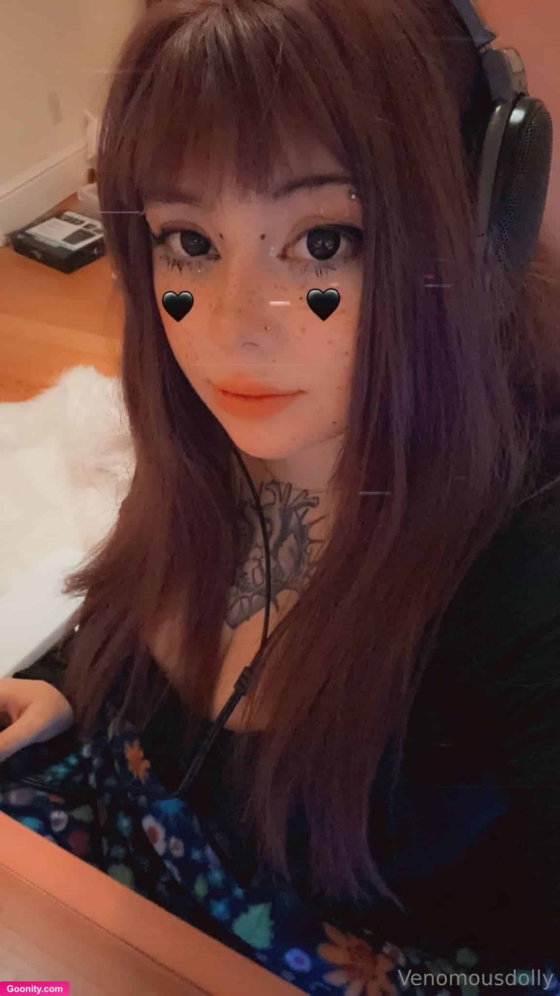 venomous dolly 🖤 photo 43