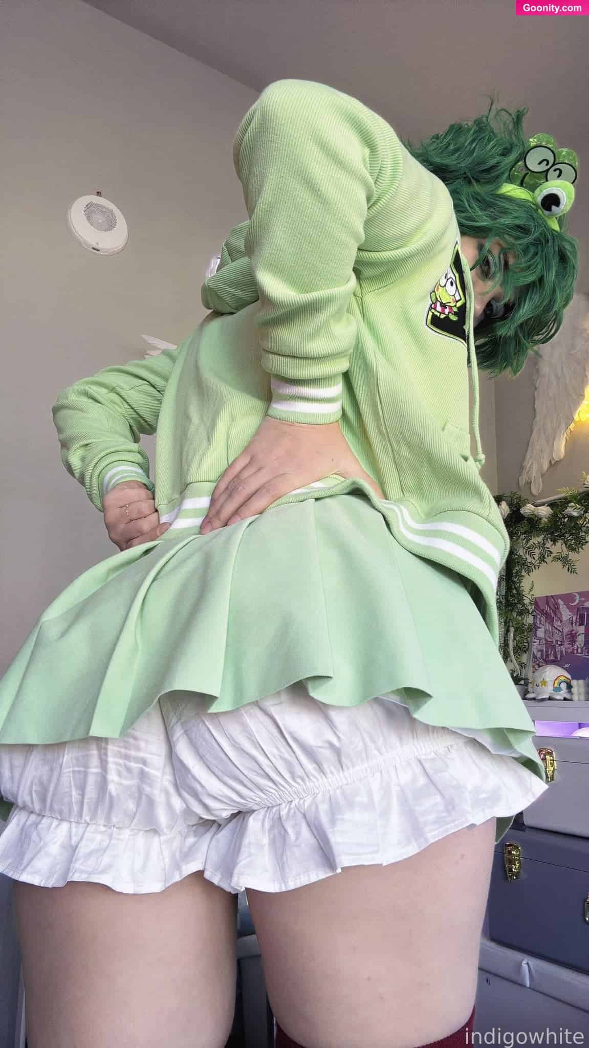 Indigo White photo 31