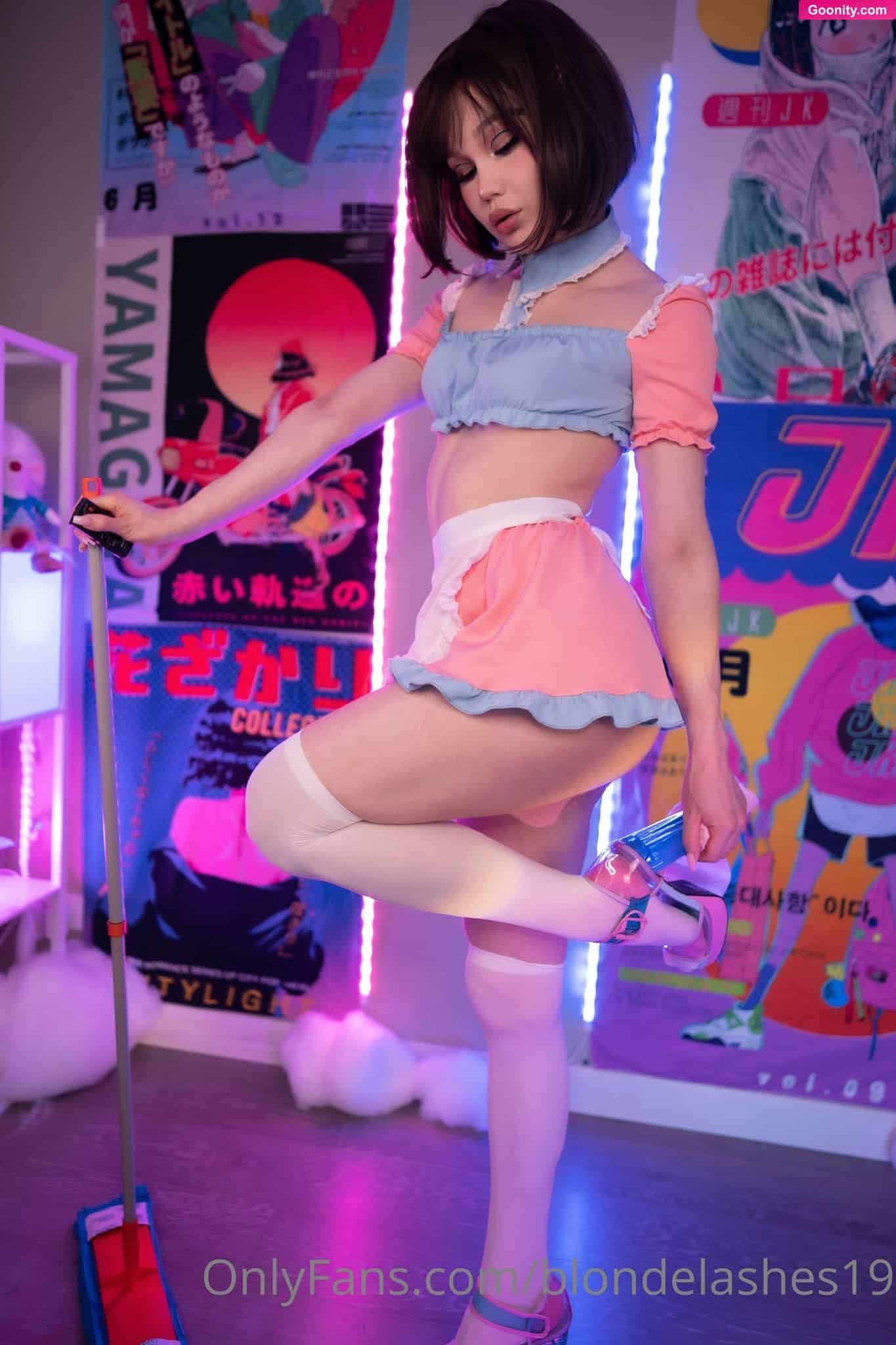 Blondelashes19 photo 82