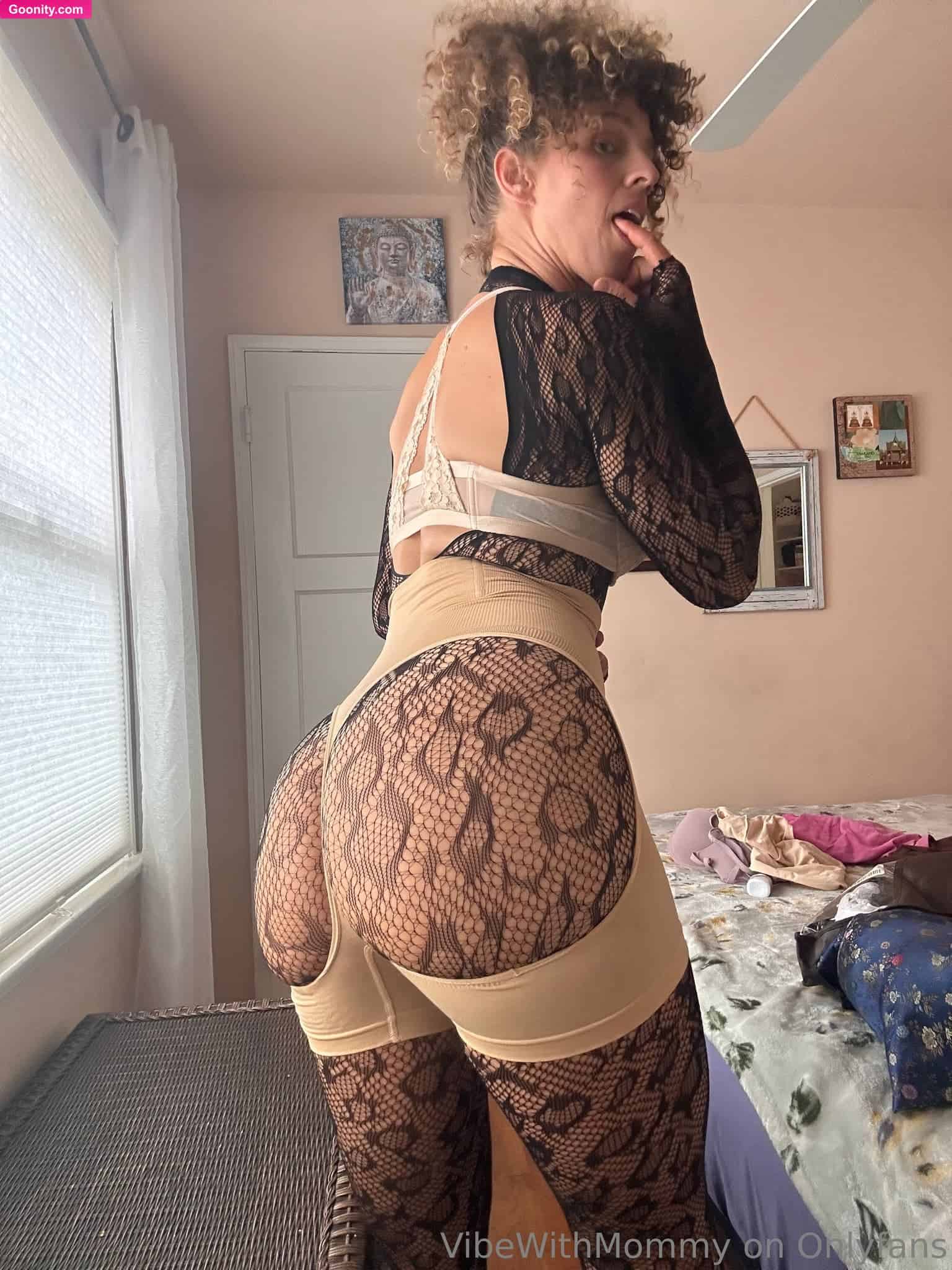 VibeWithMommy photo 26