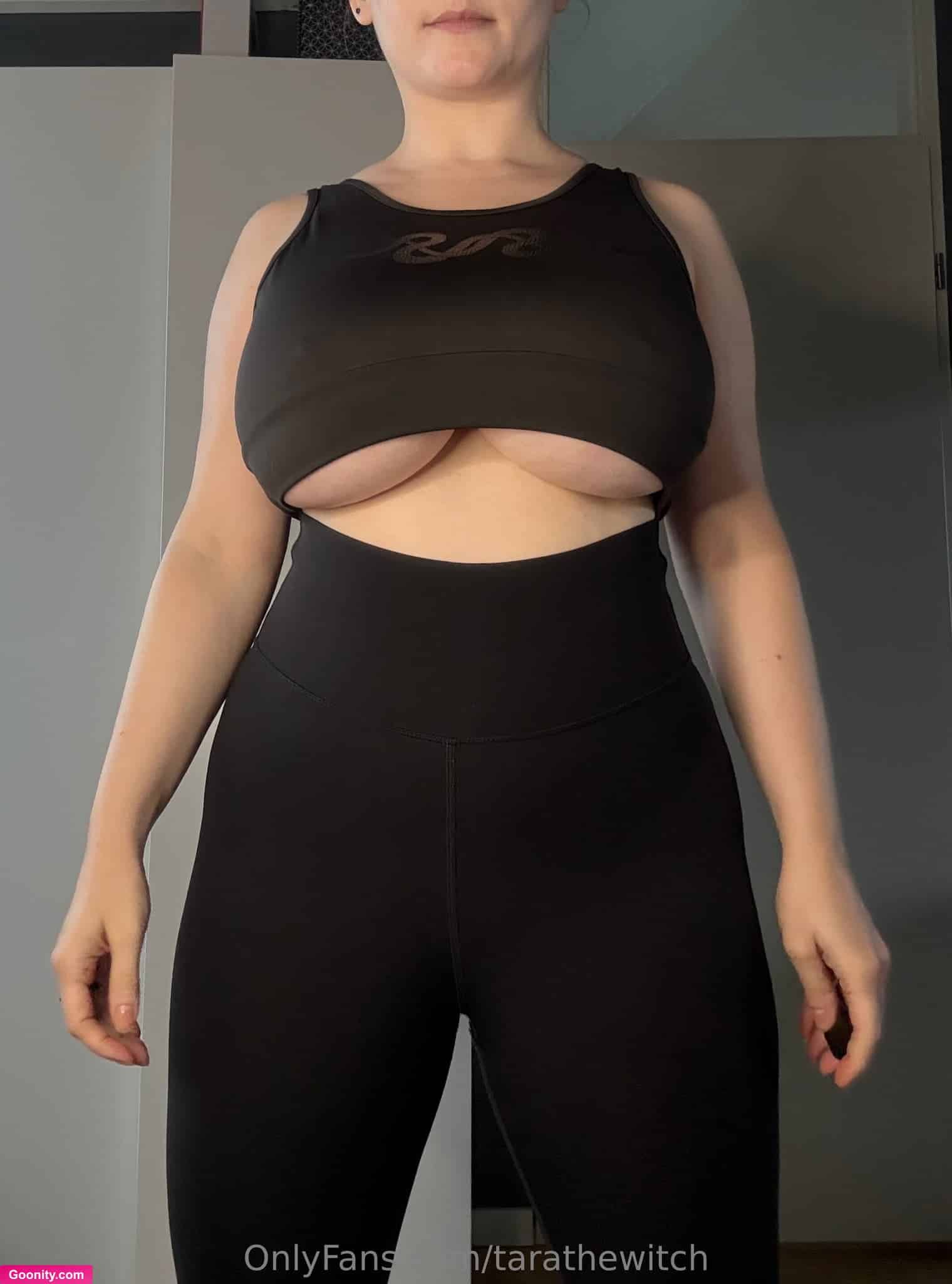 Tarathewitch photo 39