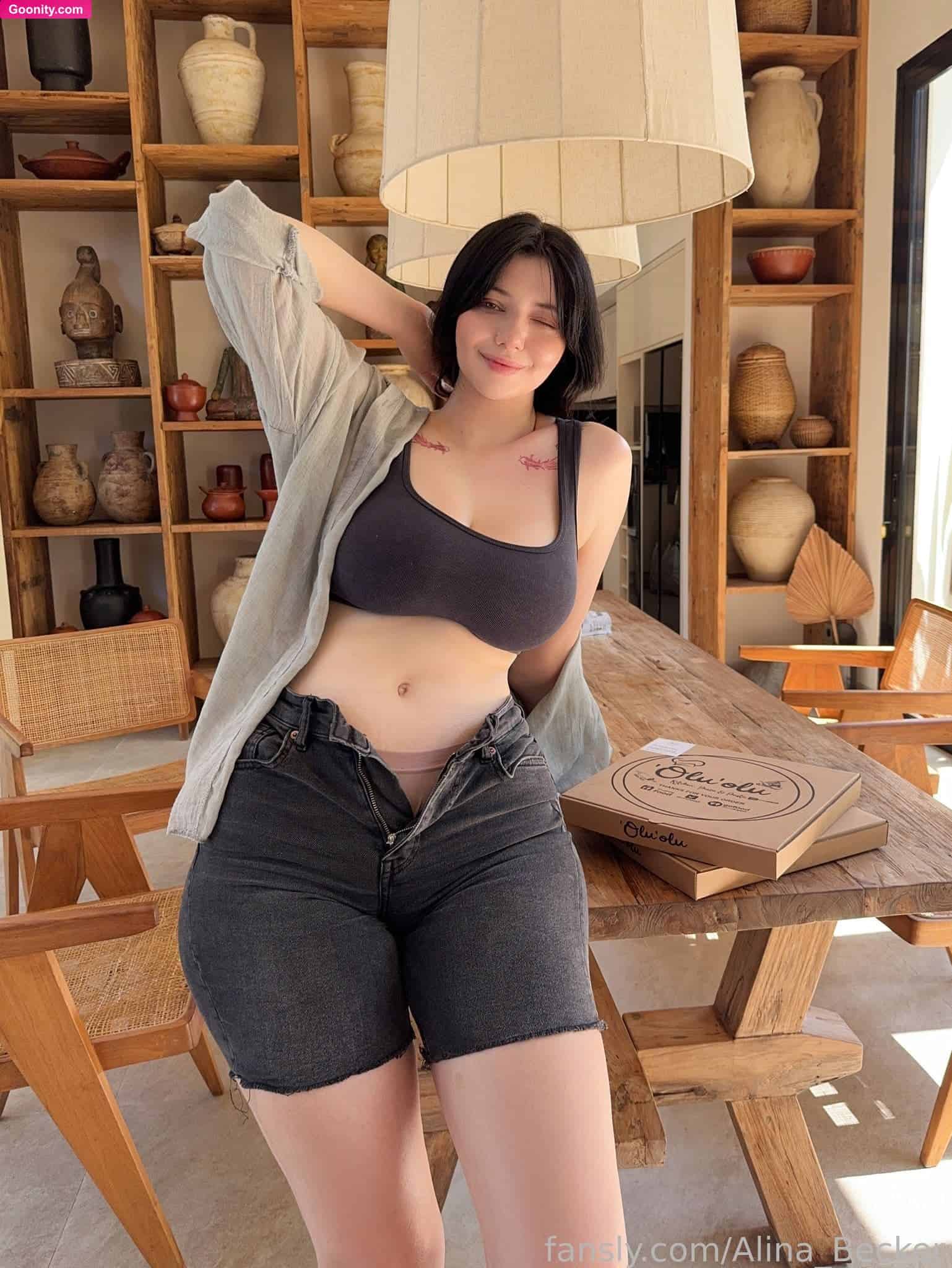 Alina Becker photo 78