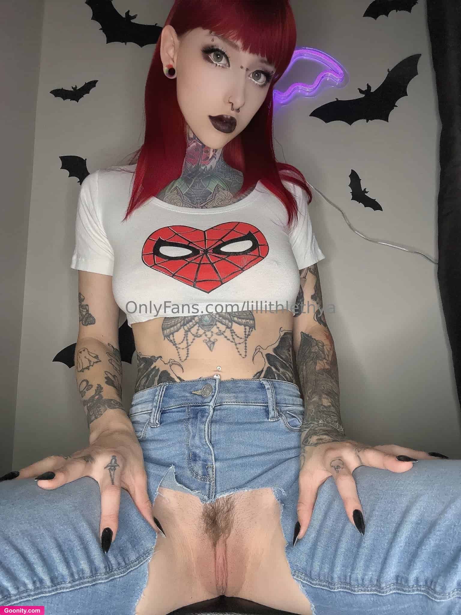 Goth M0mmy Lilli | big tiddy goth m¡lf photo 57