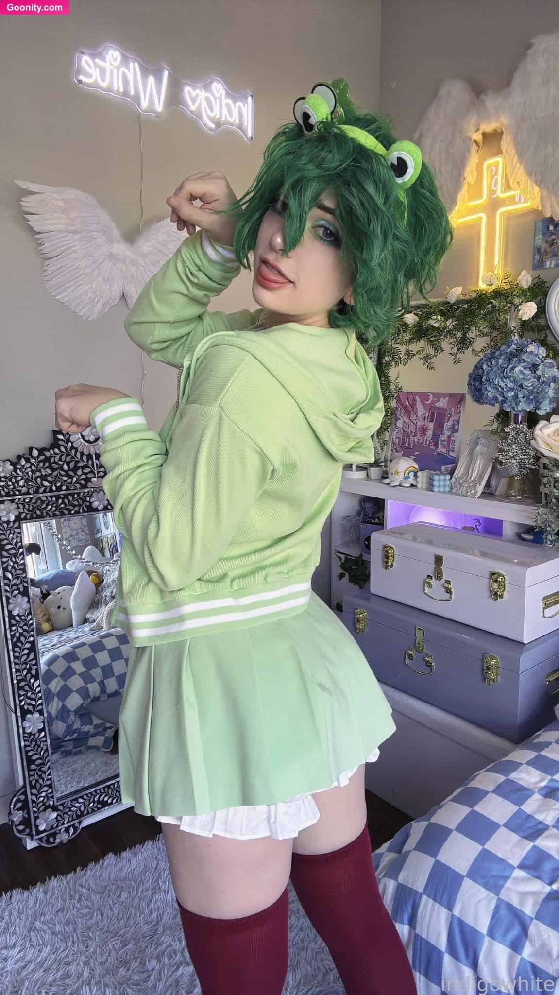 Indigo White photo 53