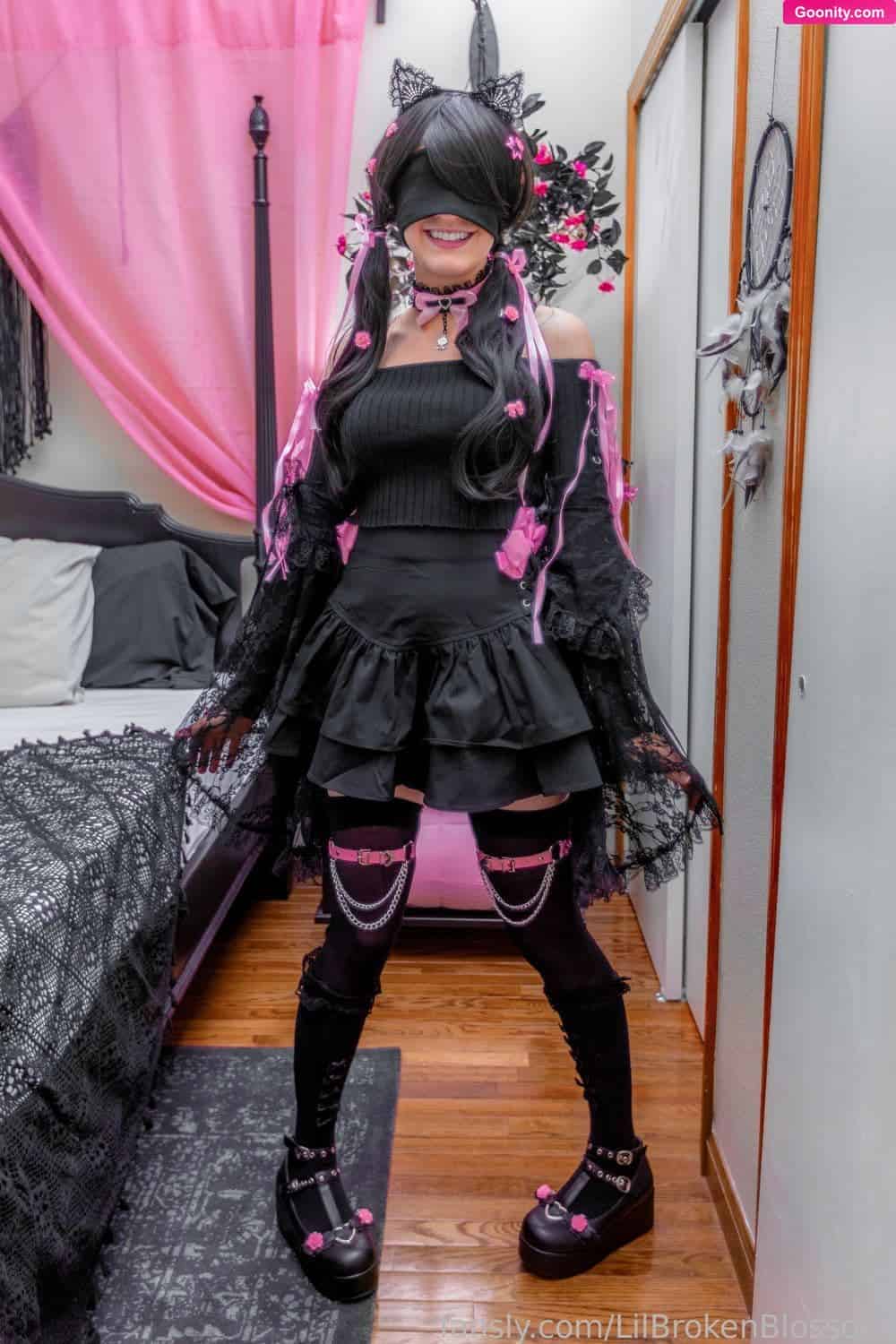 Blossom Bennett photo 2