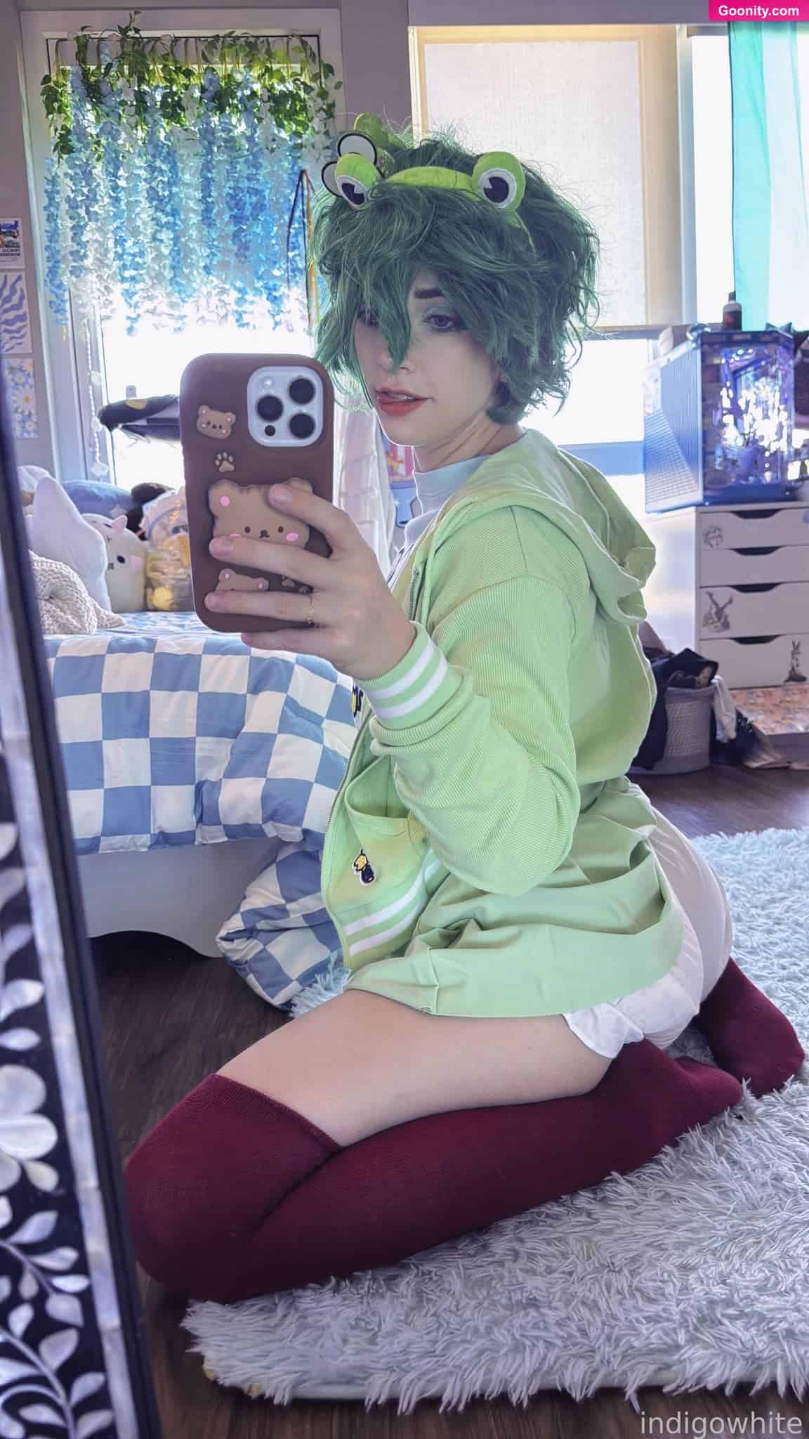 Indigo White photo 22