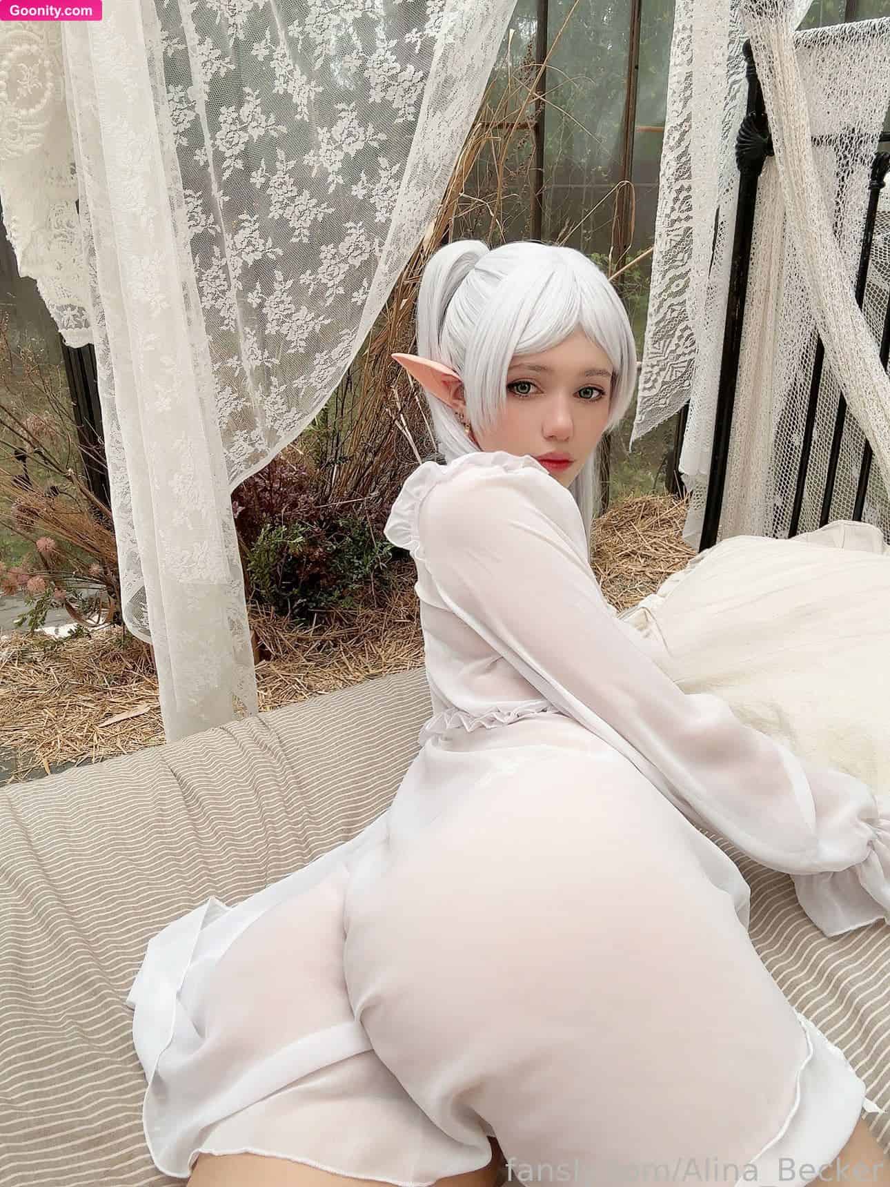 Alina Becker photo 47