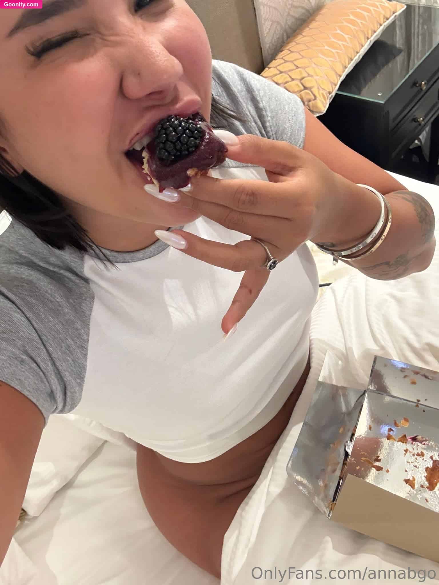 Anna Beggion photo 10