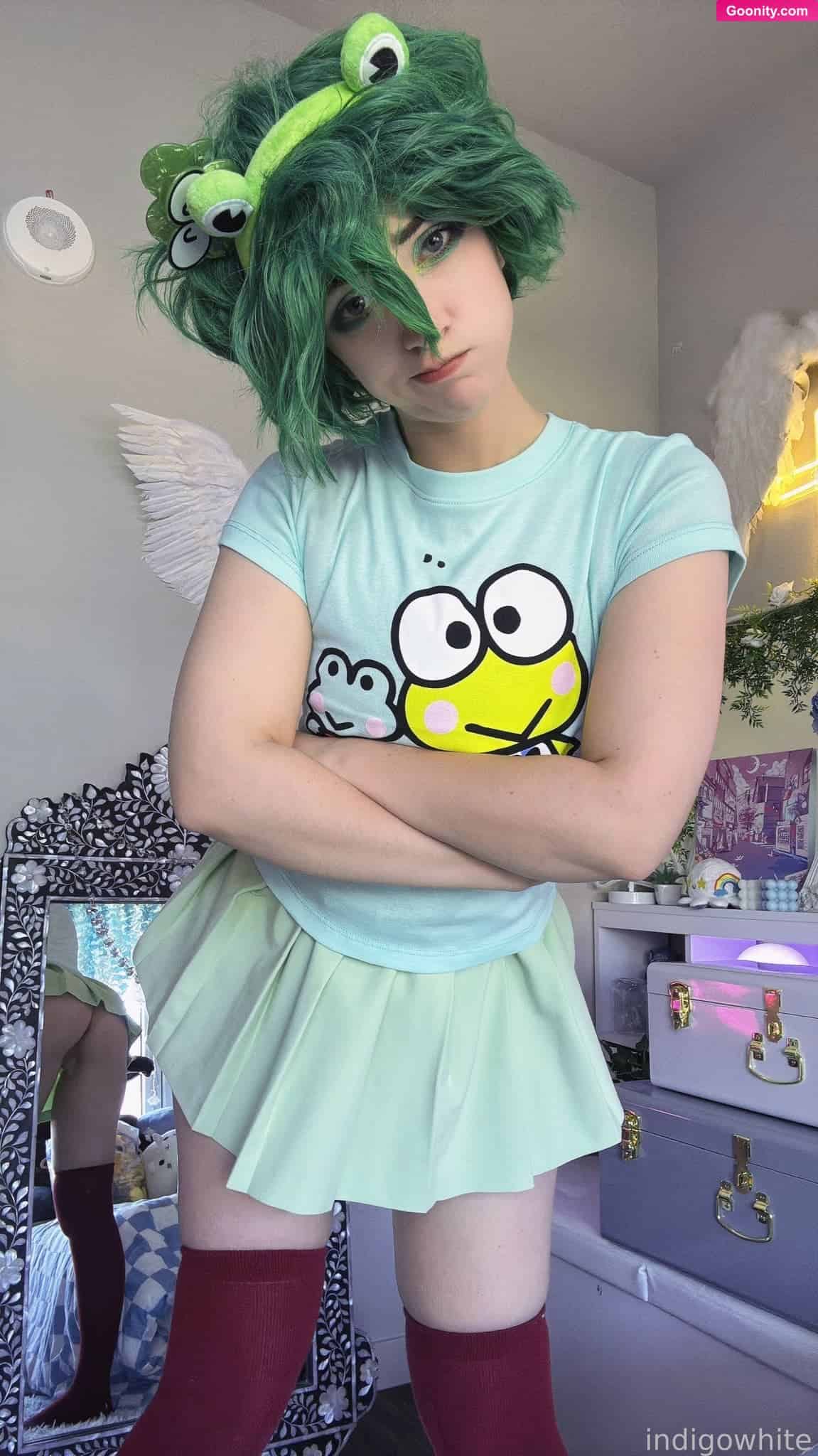 Indigo White photo 136