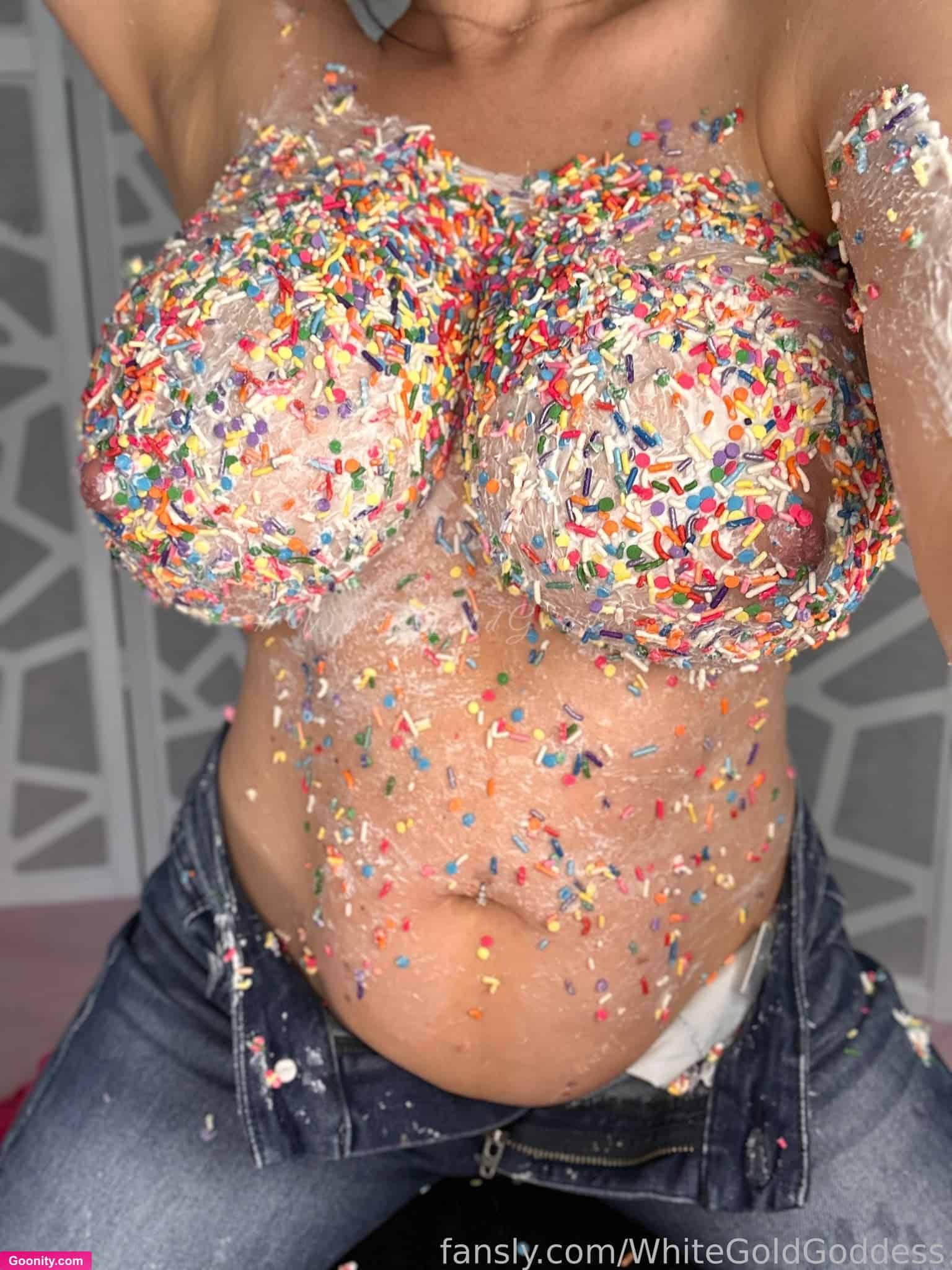 WhiteGoldGoddess photo 62