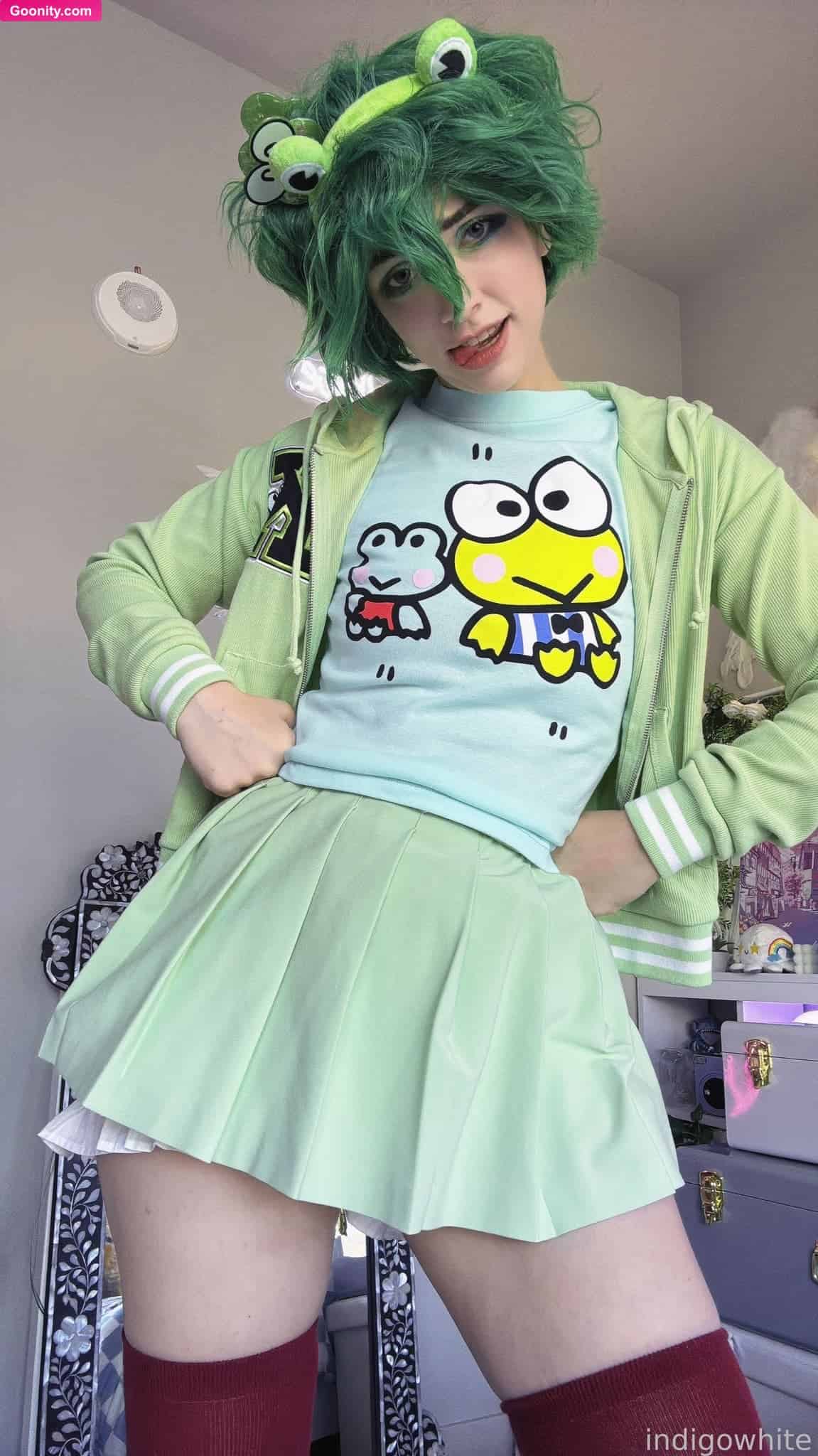 Indigo White photo 28