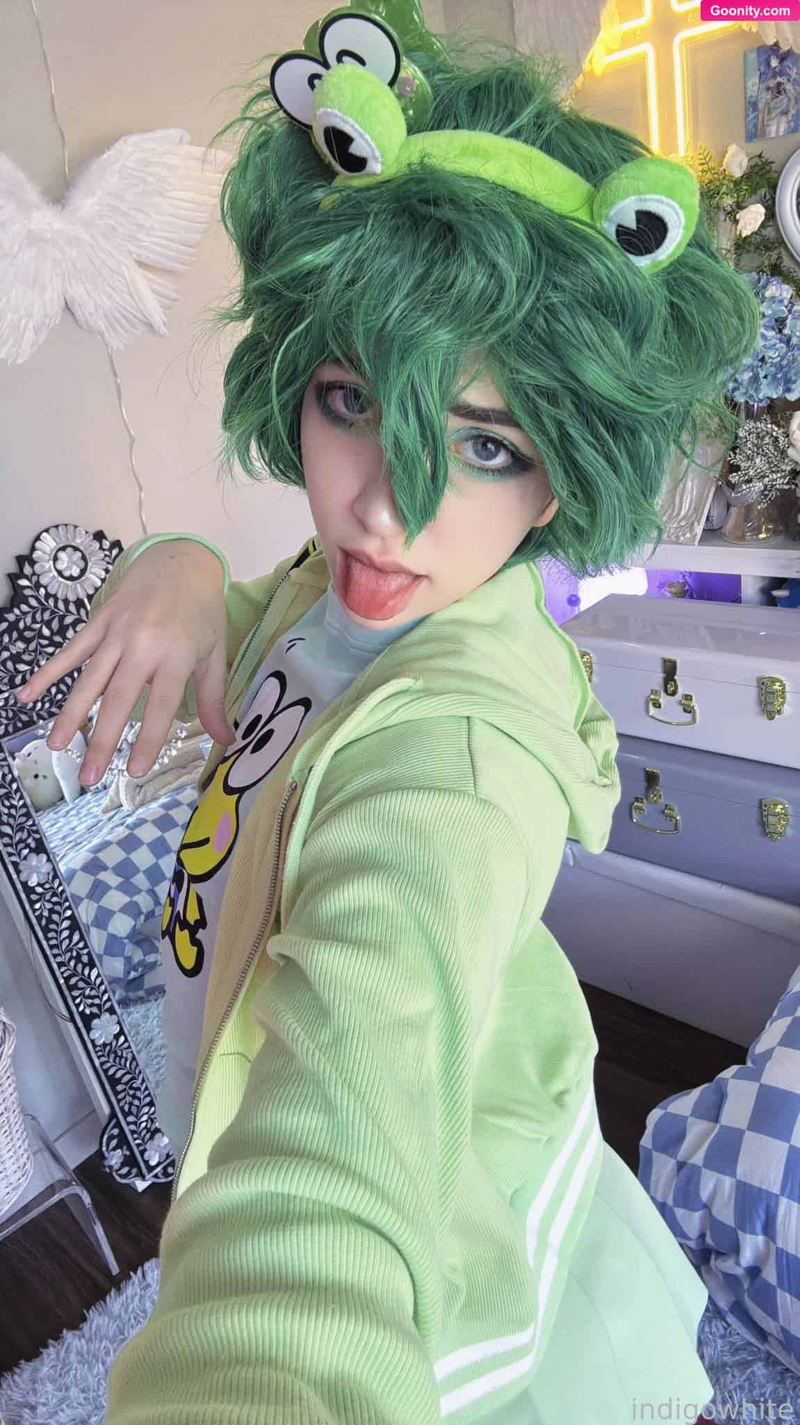 Indigo White photo 13