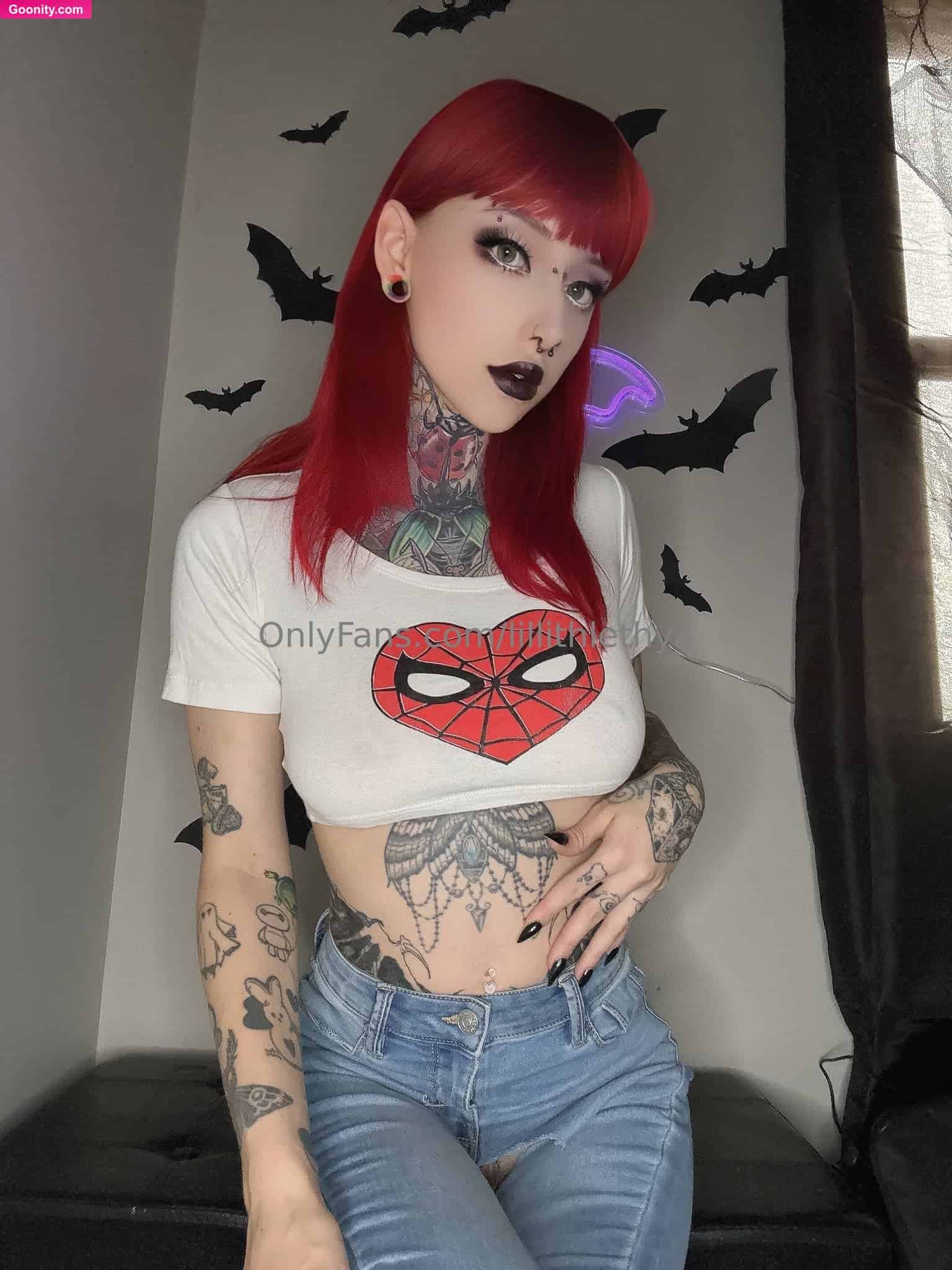 Goth M0mmy Lilli | big tiddy goth m¡lf photo 54