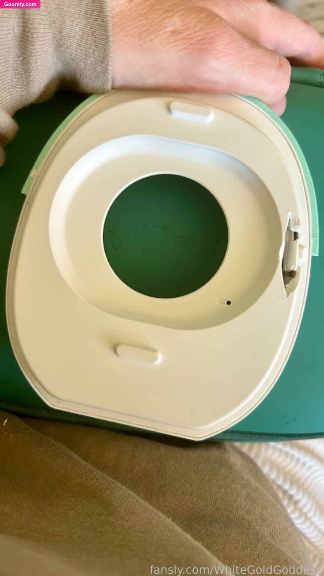 WhiteGoldGoddess photo 13