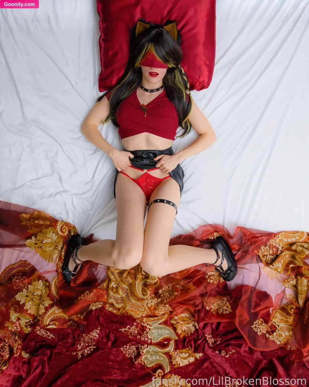 Blossom Bennett photo 76