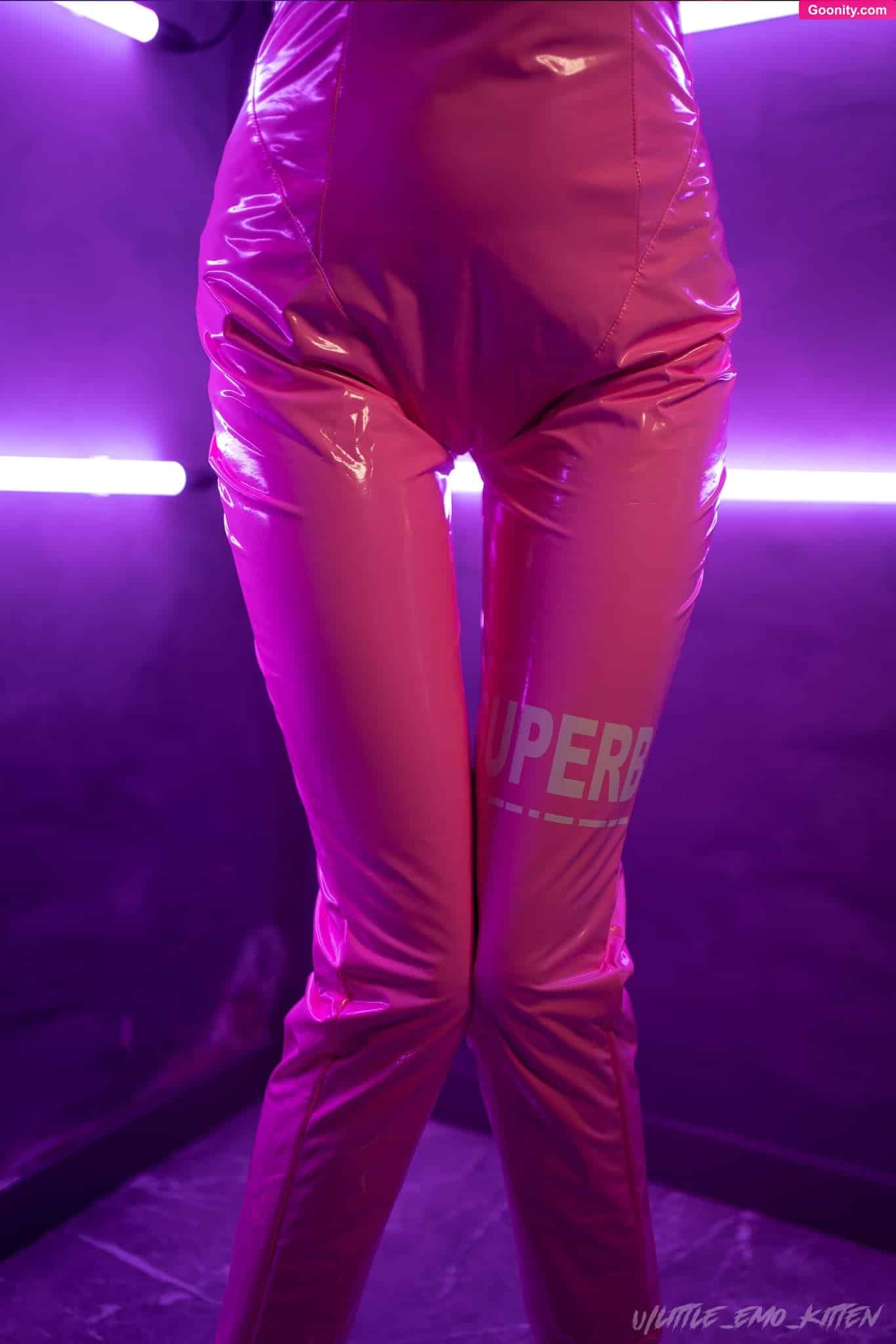 little_emo_kitten photo 51