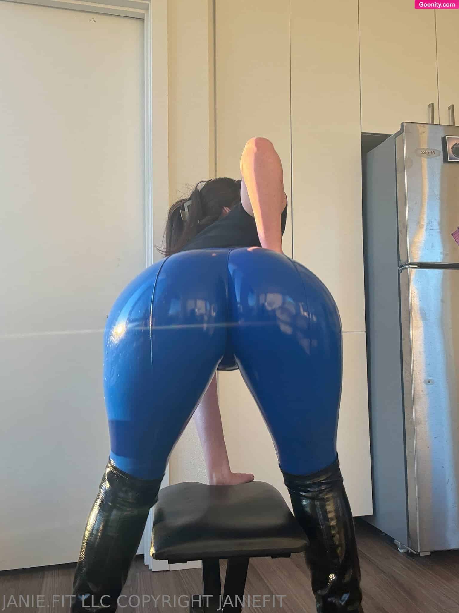 JANIEFIT 🍑 RATED #1 BOOTY photo 73