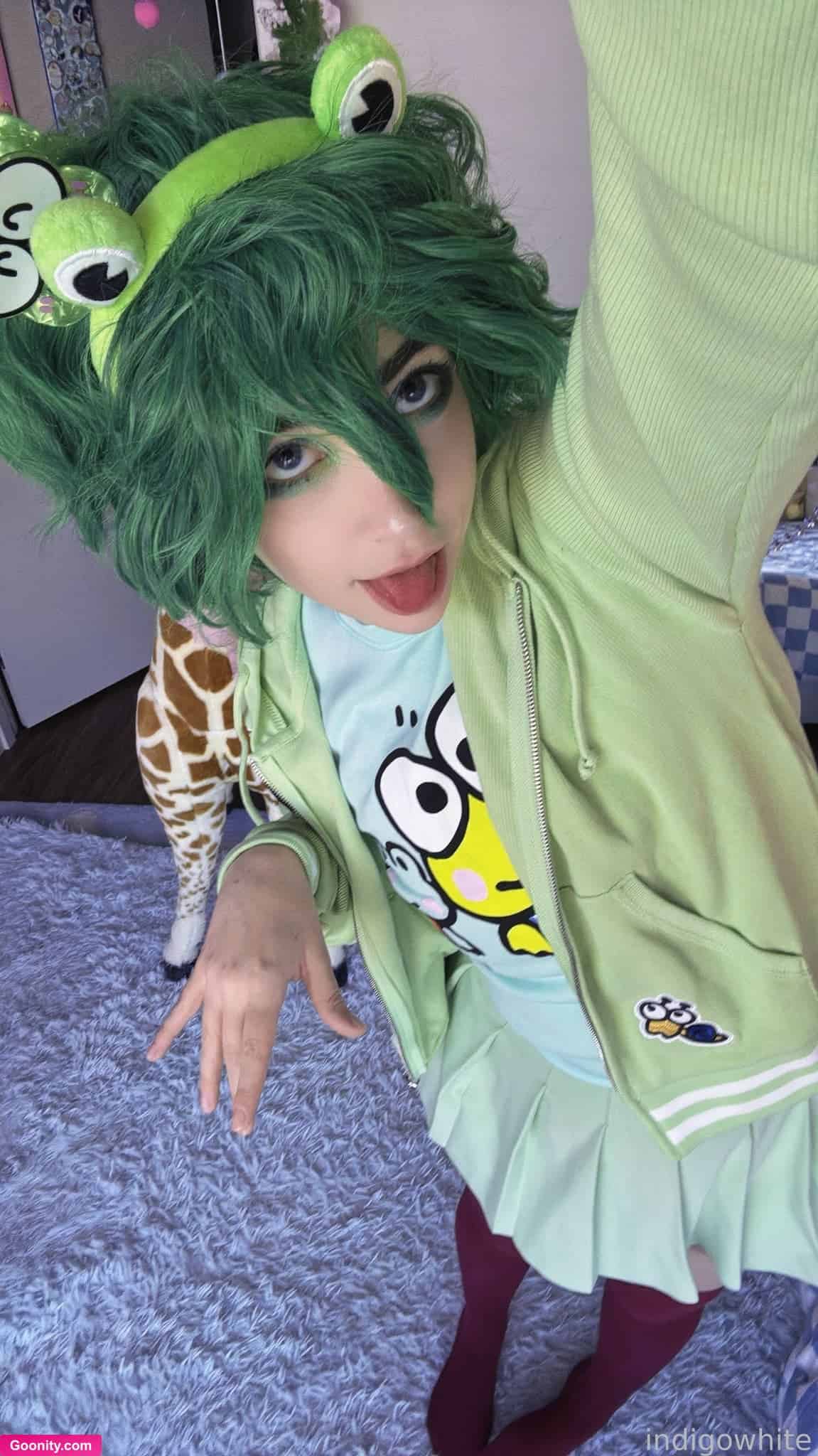 Indigo White photo 11