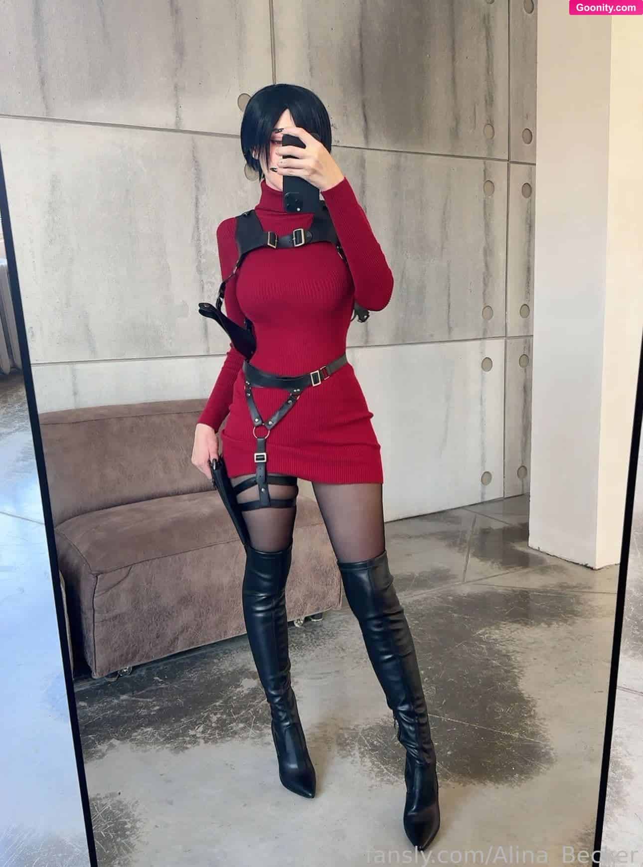 Alina Becker photo 30