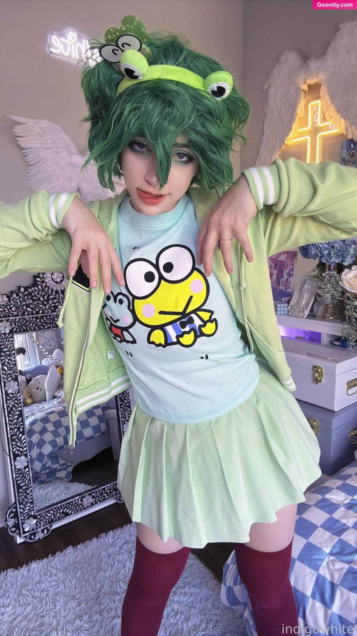 Indigo White photo 45