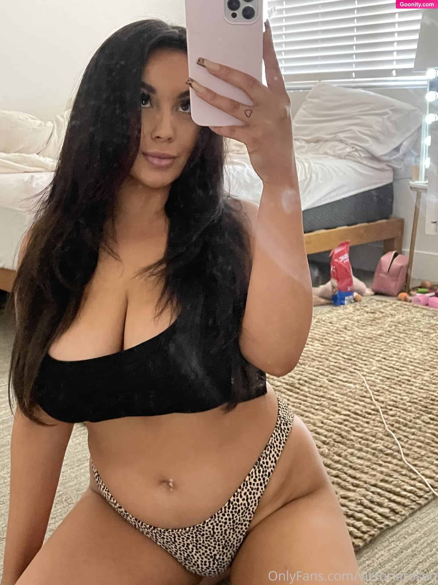 victoriaroseq image 1