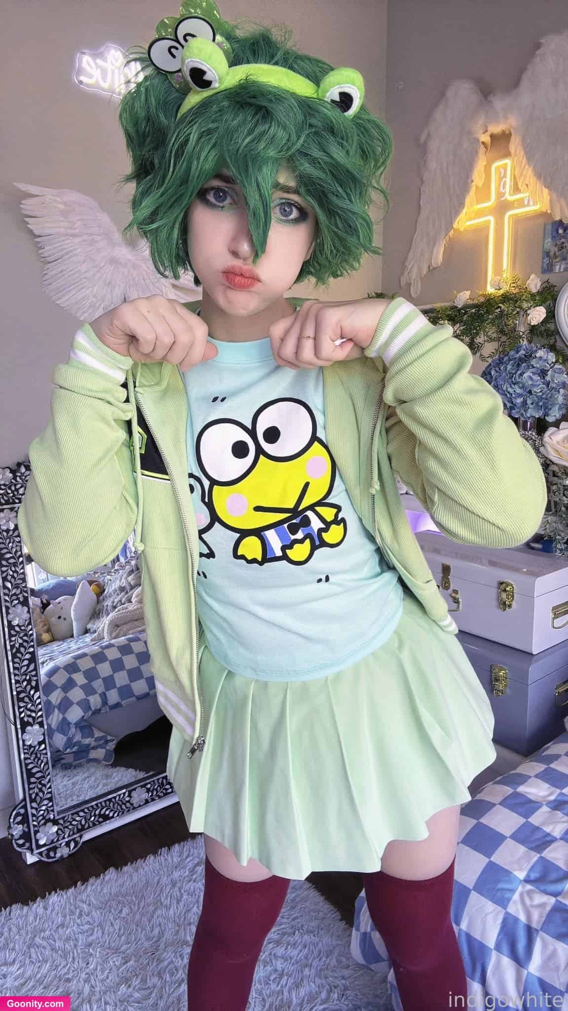 Indigo White photo 47