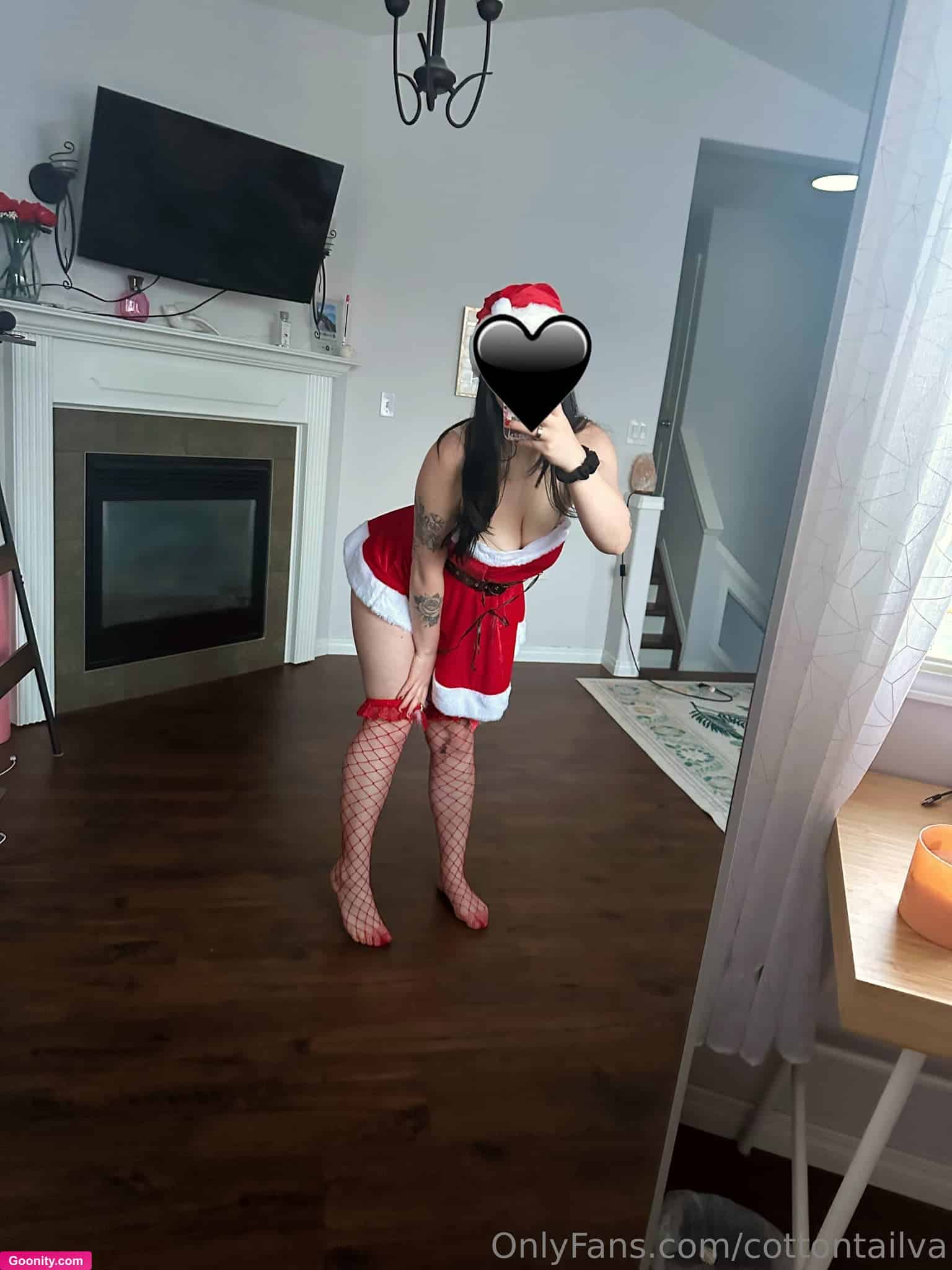 Cottontail 🐰💙💜🔞 photo 101