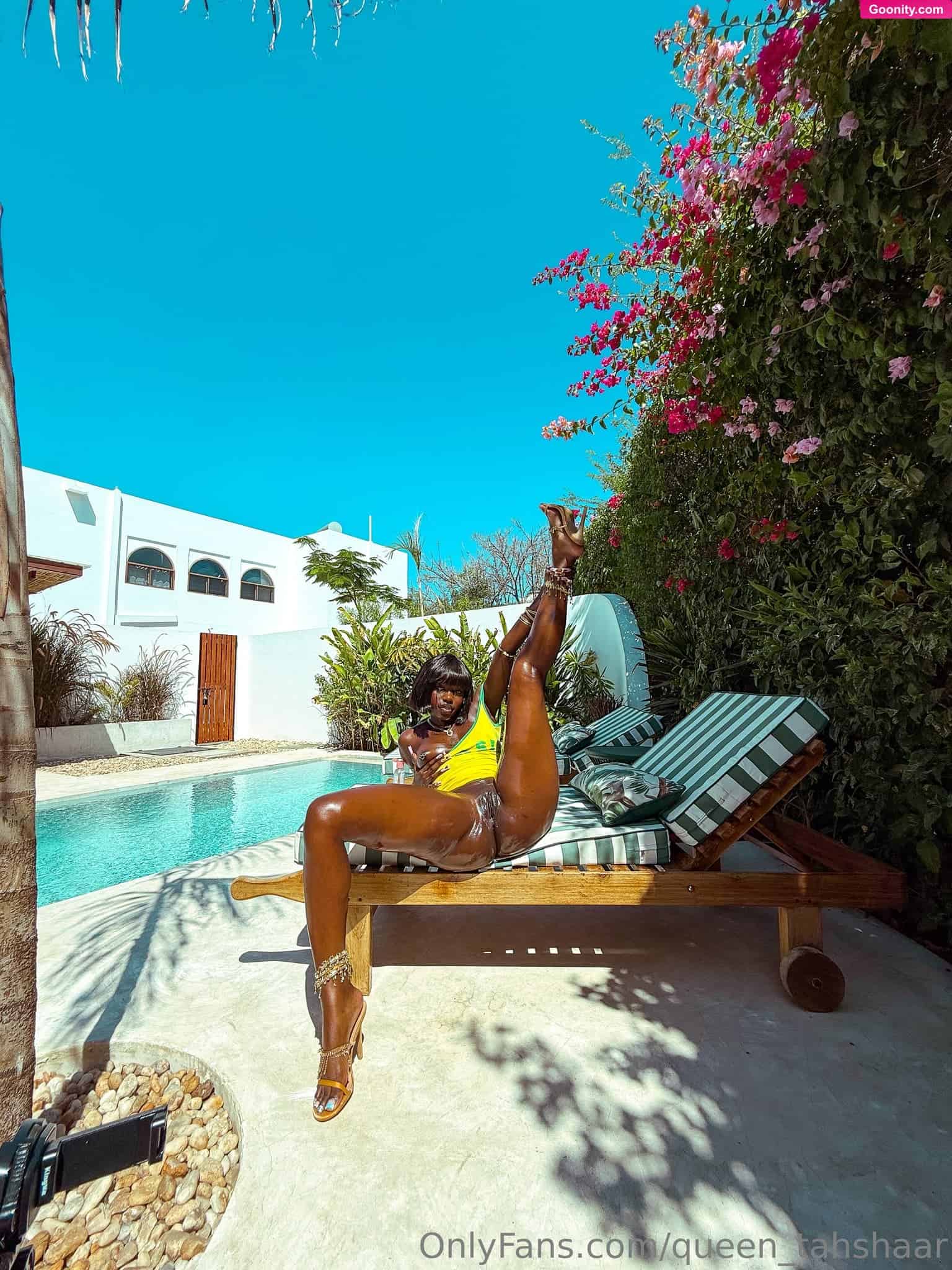 queen_tahshaar photo 96