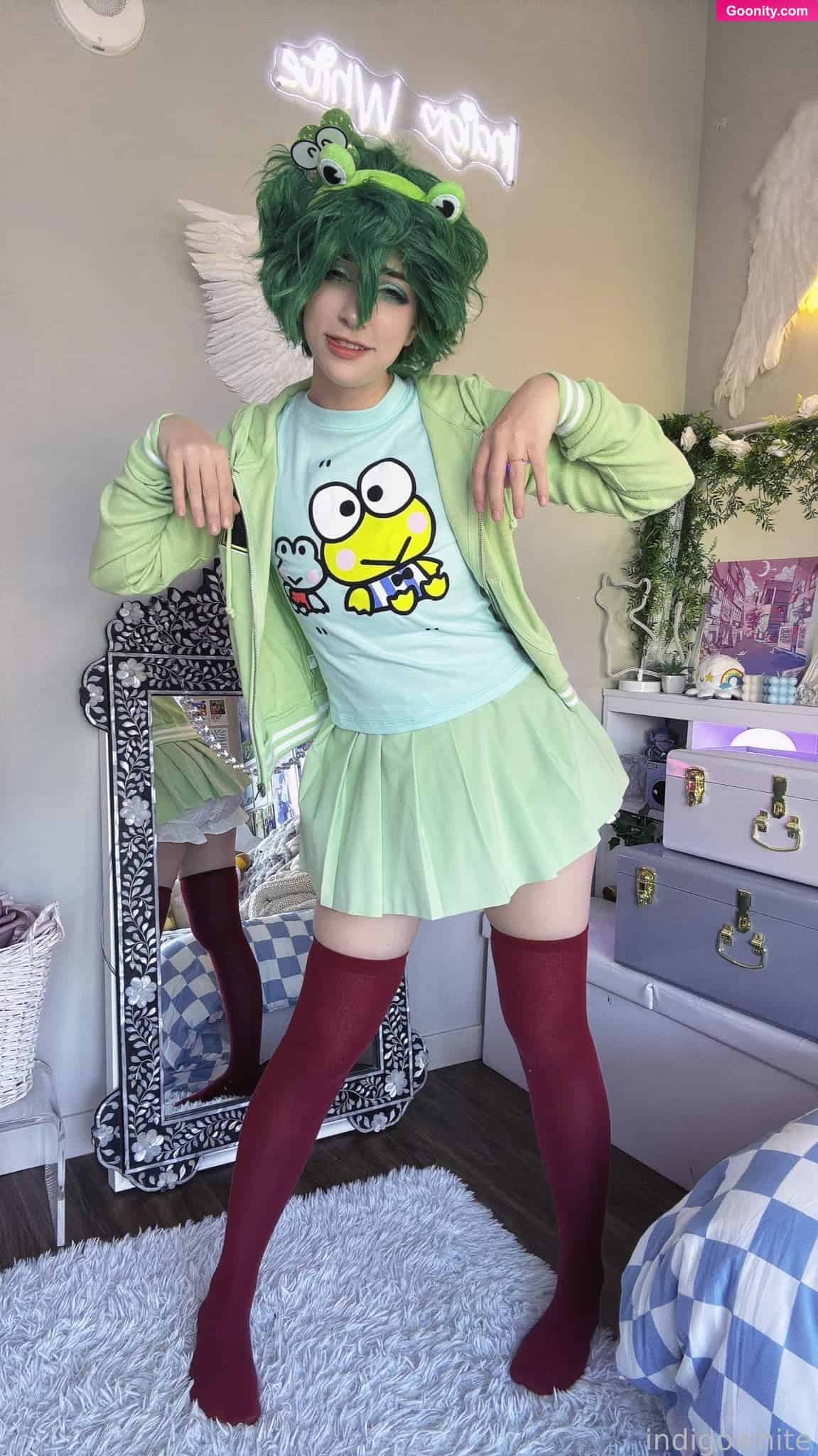 Indigo White photo 25