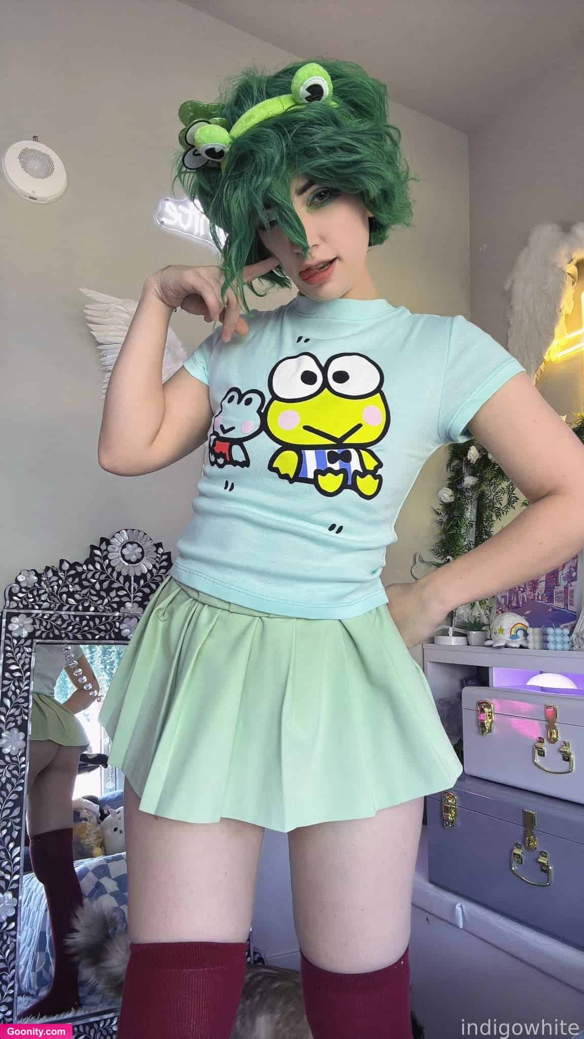 Indigo White photo 132