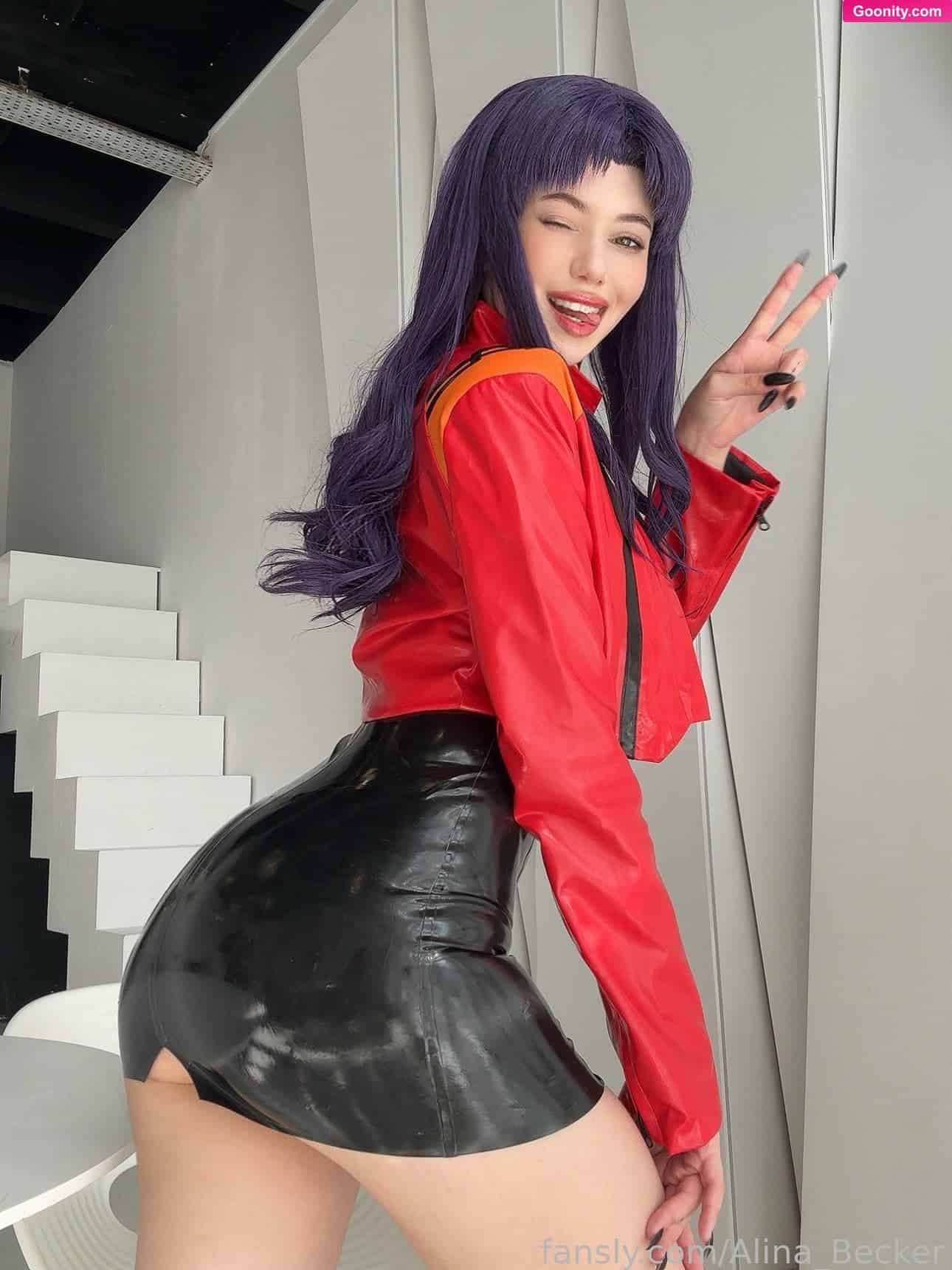 Alina Becker photo 100