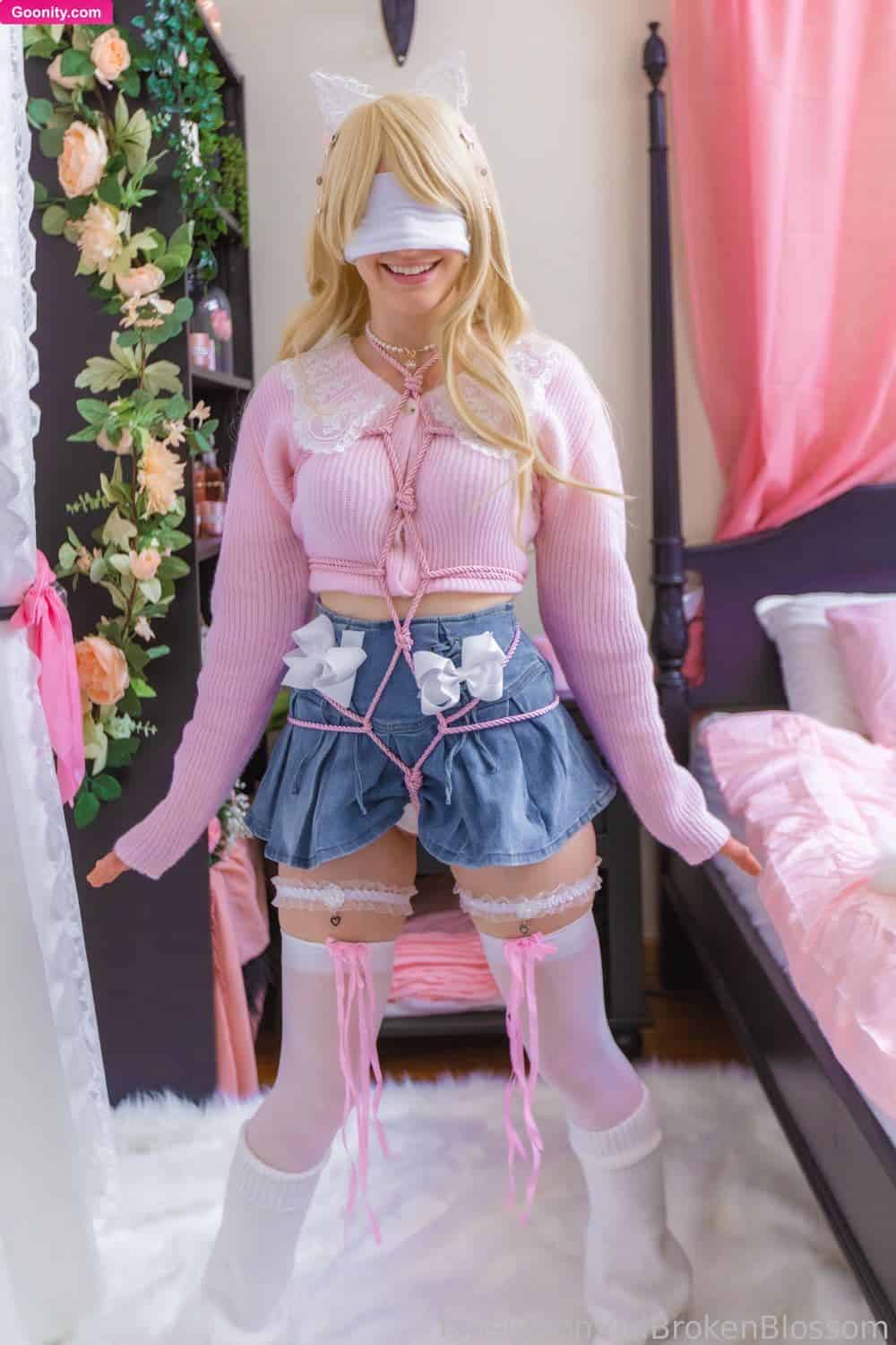 Blossom Bennett photo 92