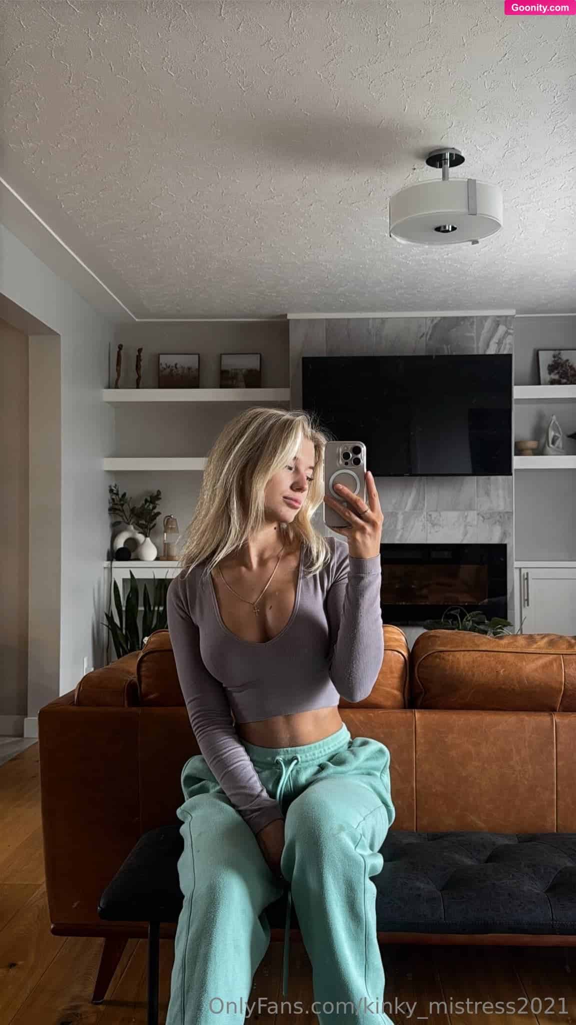 kinky_mistress photo 3