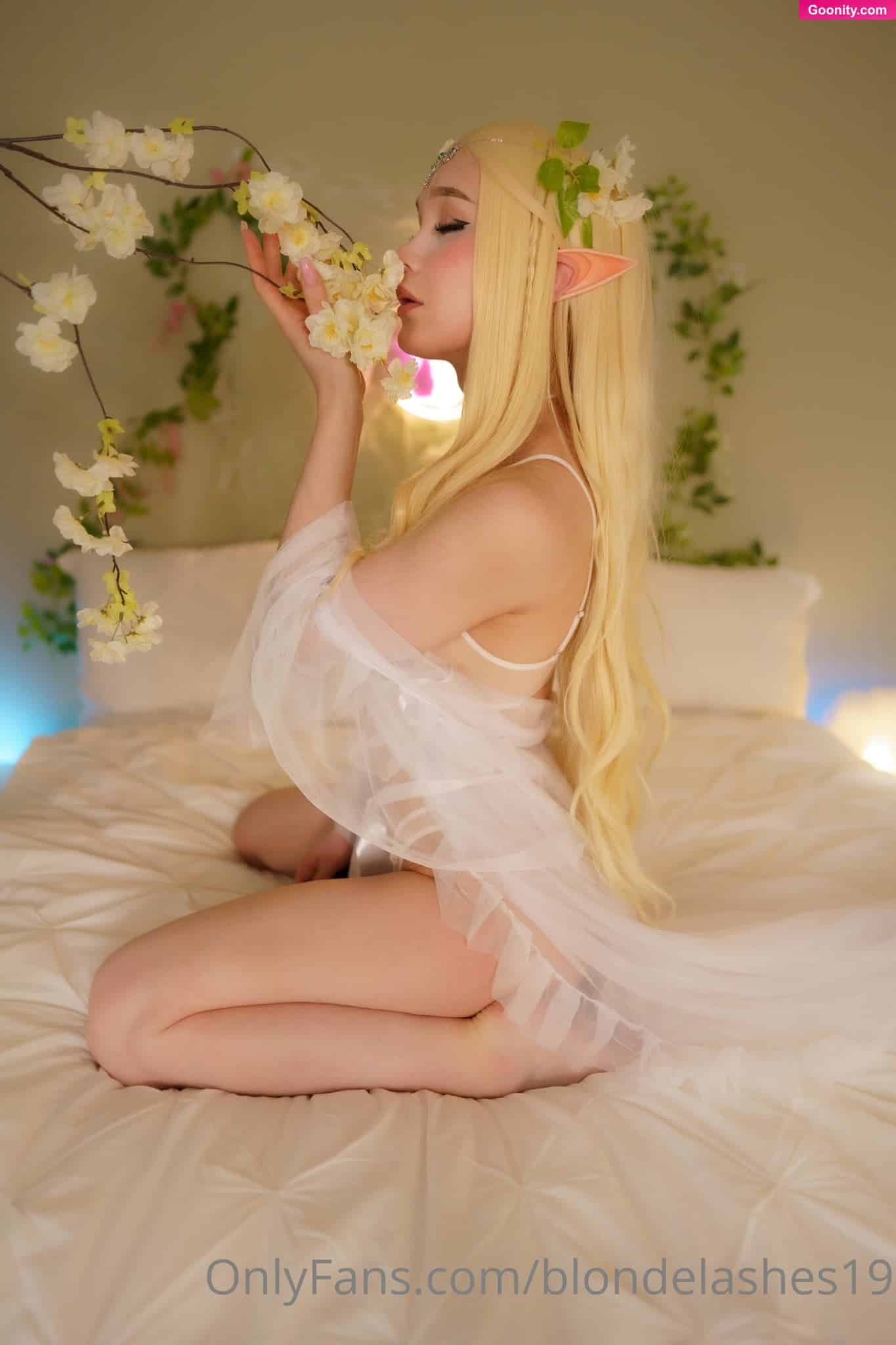 Blondelashes19 photo 55