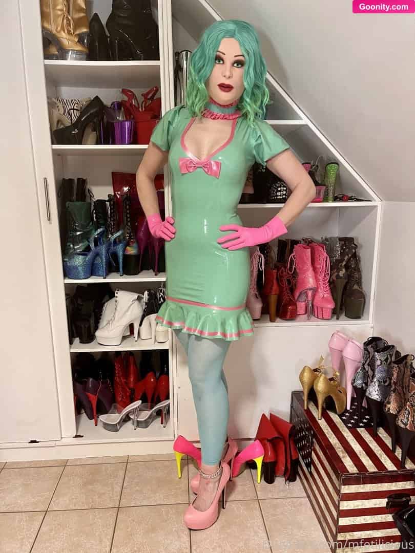 Miss Fetilicious photo 108