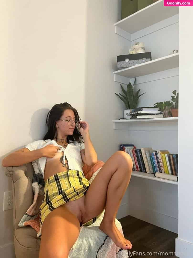 Tatiana and Mom photo 36