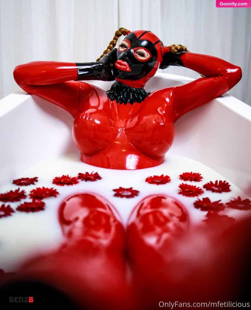 Miss Fetilicious photo 94
