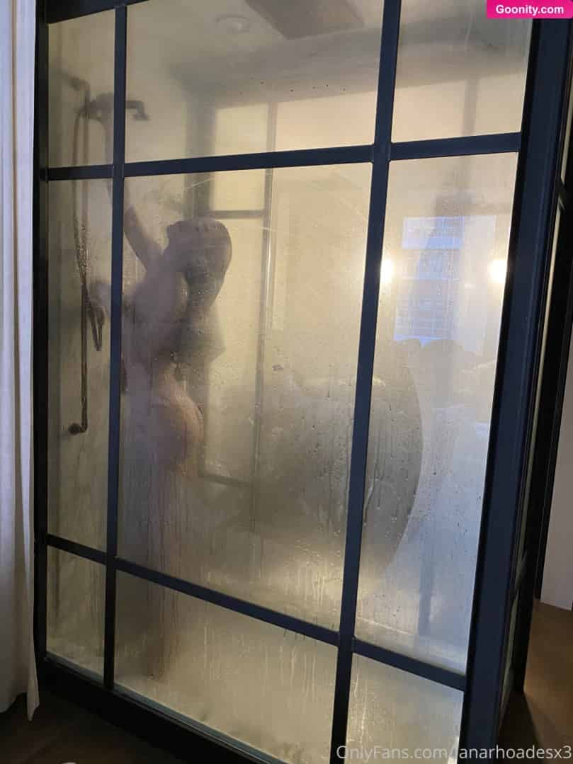 Lana Rhoades photo 21