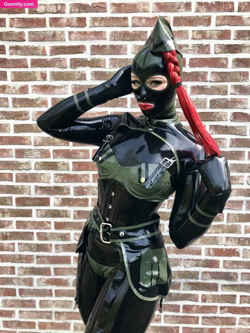 Miss Fetilicious photo 123