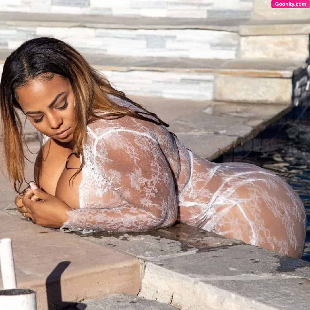 persephanii - Photo 15