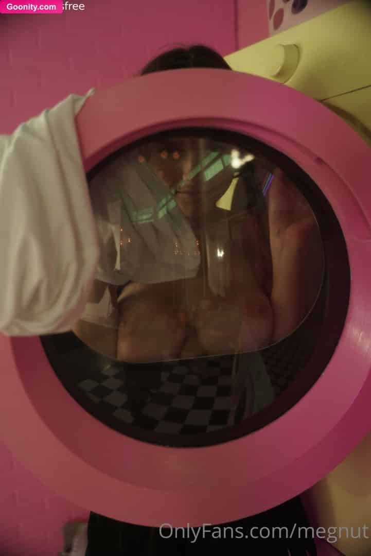 Megan Guthrie photo 111