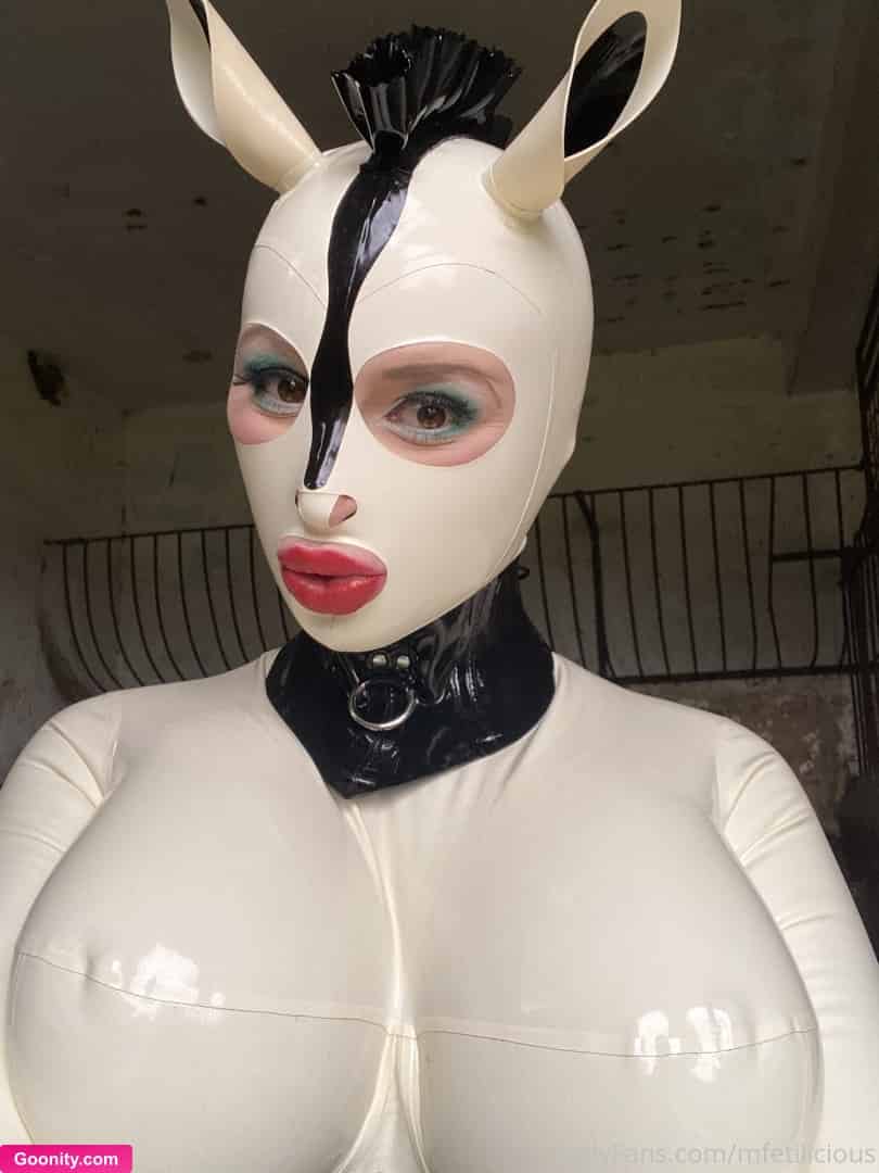 Miss Fetilicious photo 4