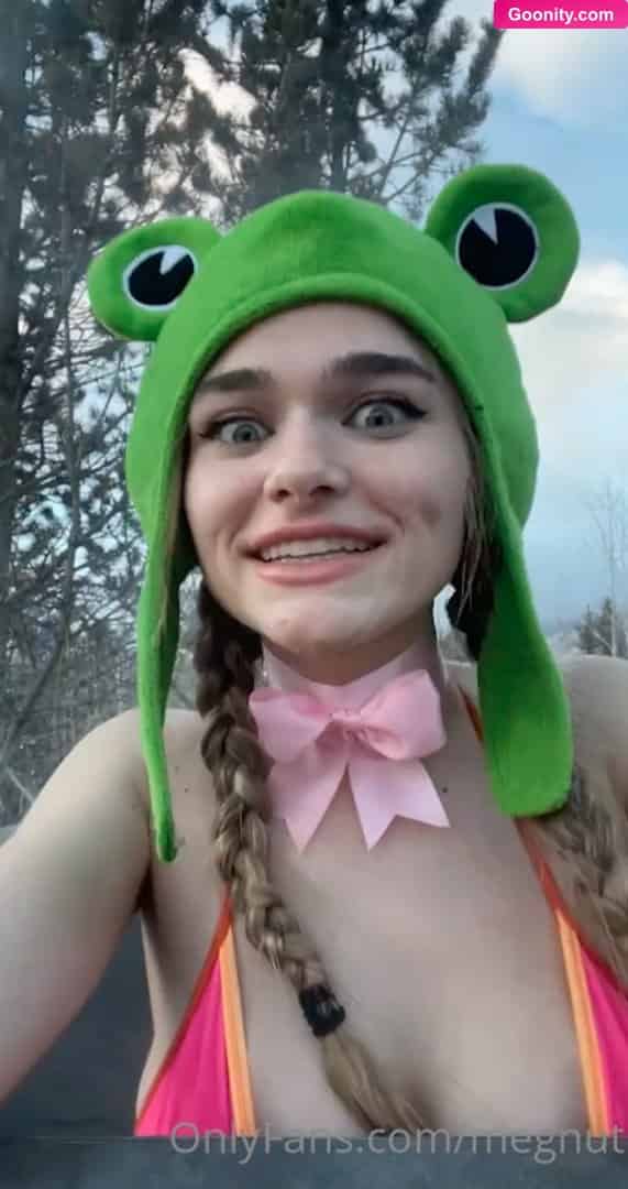 Megan Guthrie photo 127