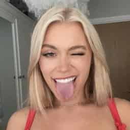 Elle Brooke
