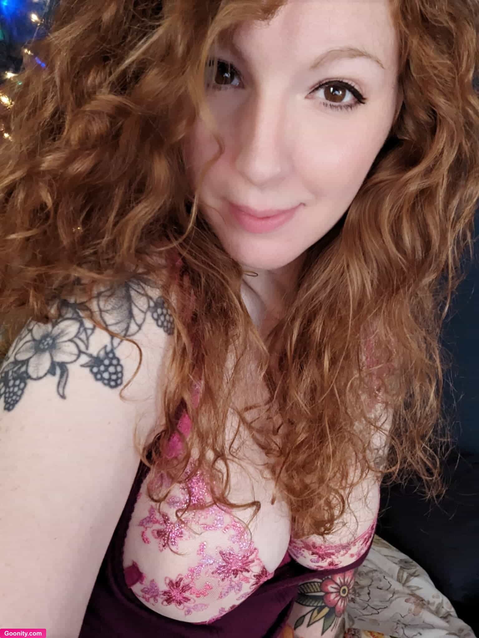 Melody August photo 29