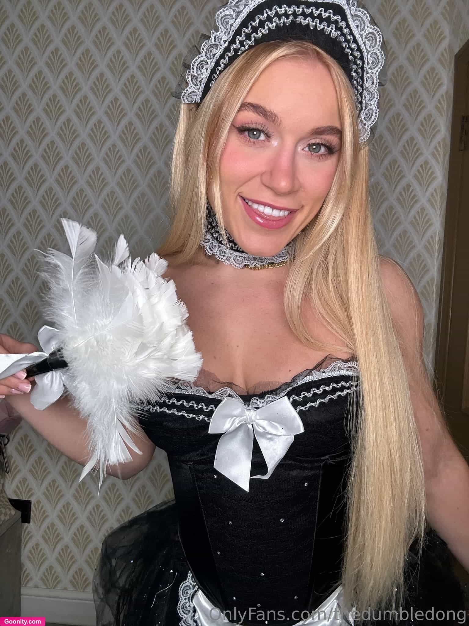 NEWLY SINGLE ELLE BROOKE 🇬🇧 photo 88