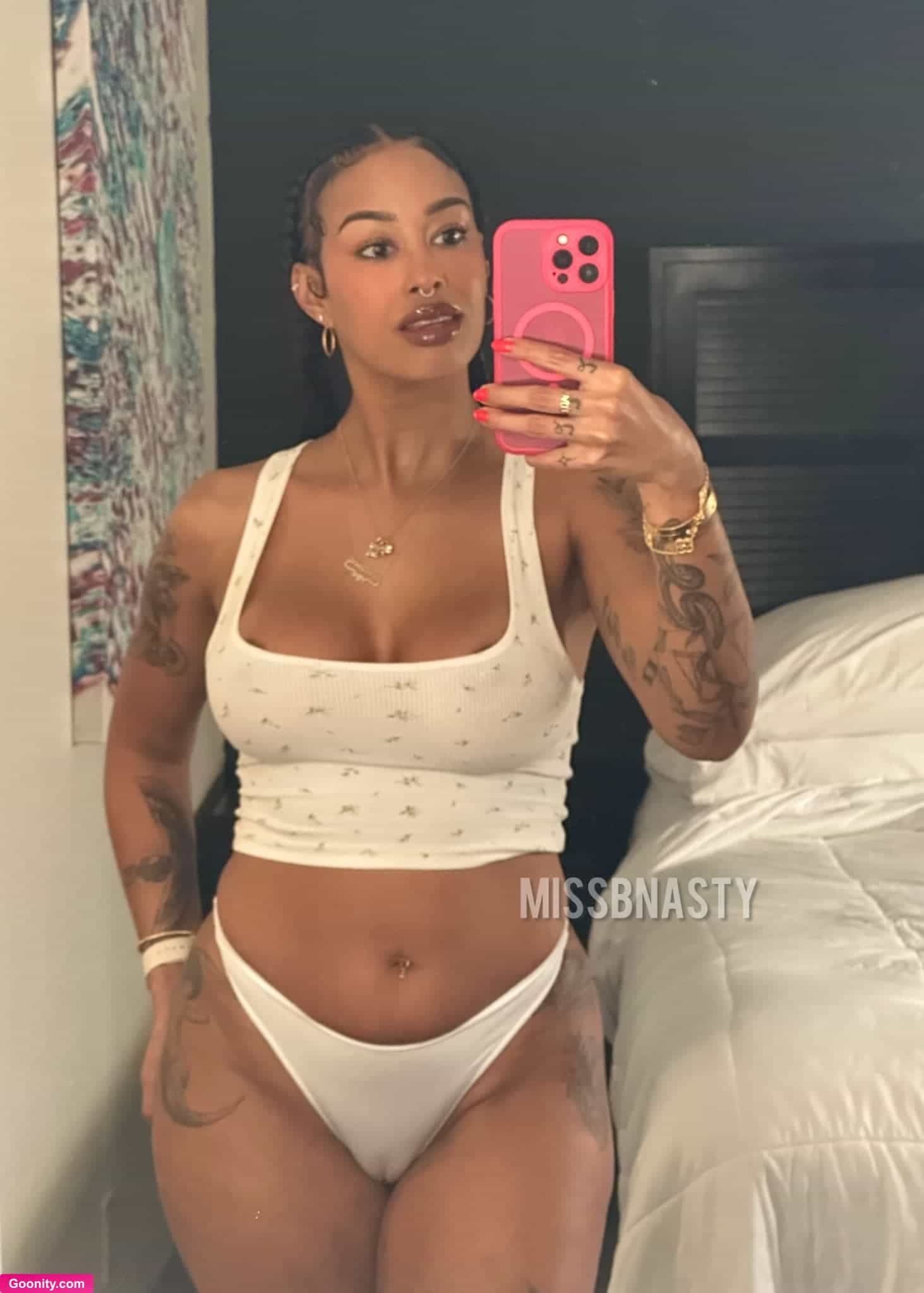 missbnasty - Photo 14