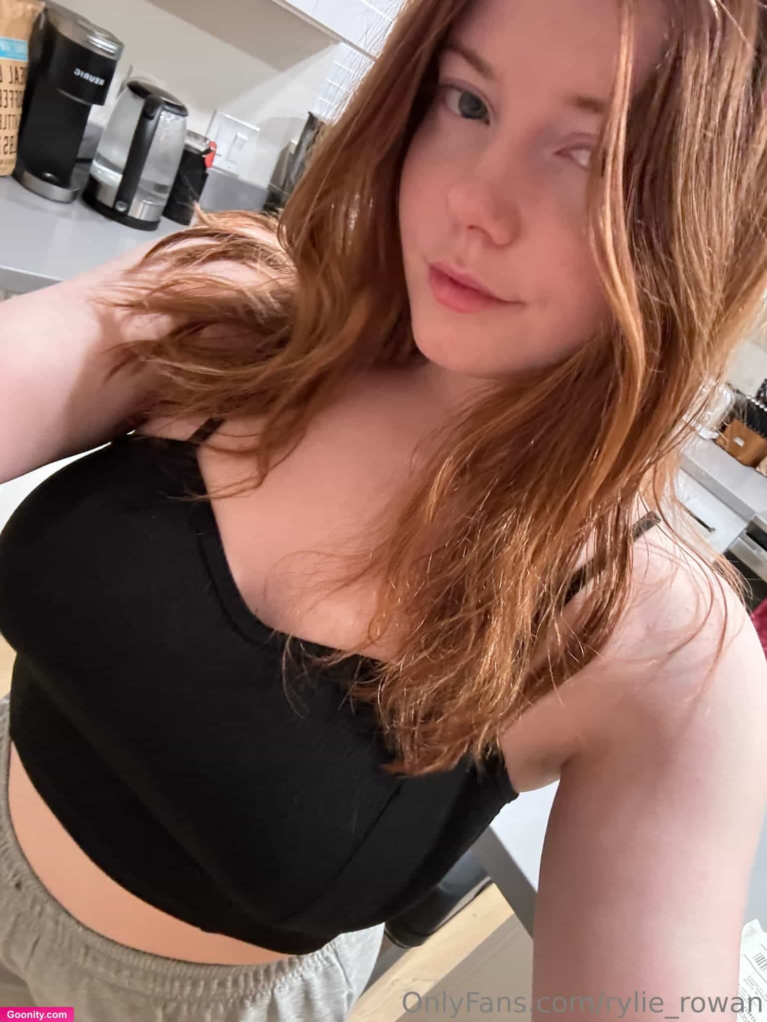 Rylie Rowan Premium photo 49